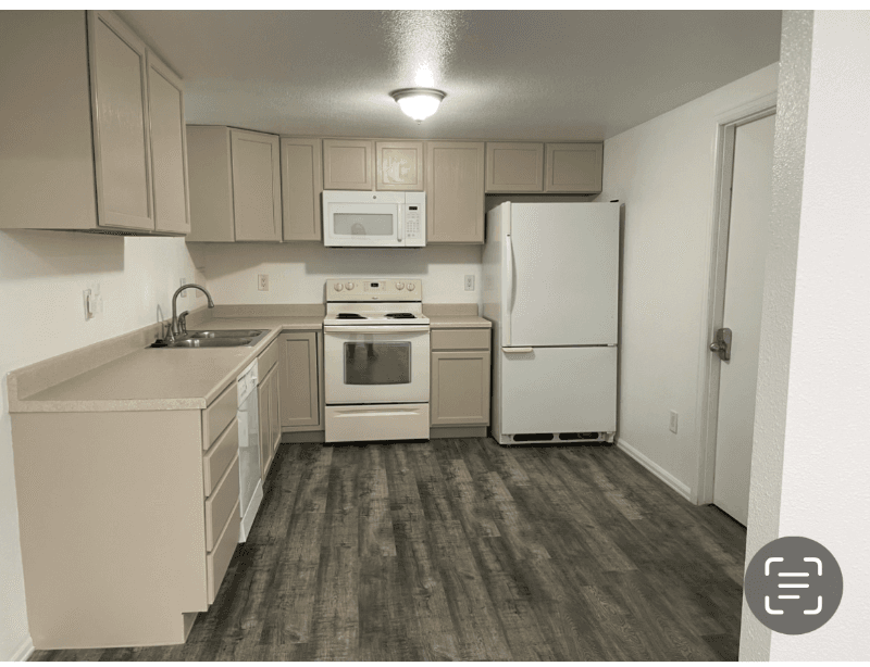 Northglenn House: 104th and Pennsylvania