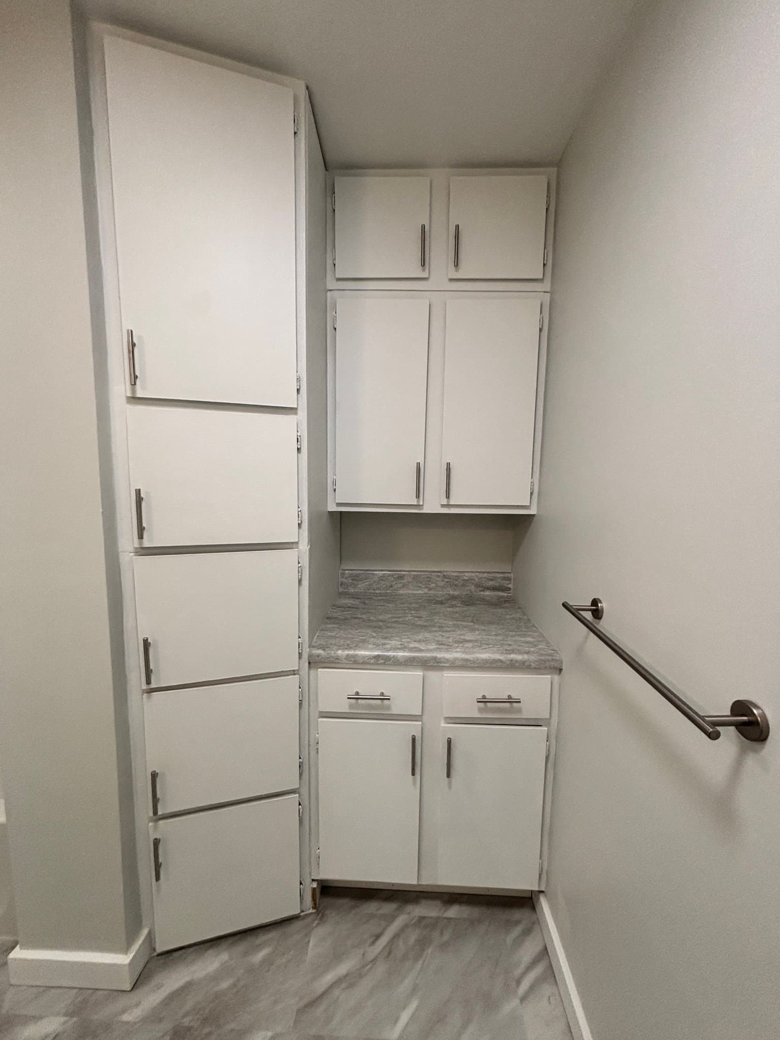 Portage House: 4727 Lexington Ave