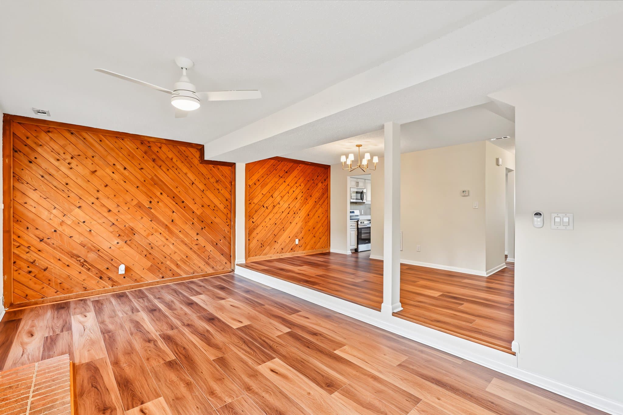 Virginia Beach Townhome: 1004 Smoke Tree Ln