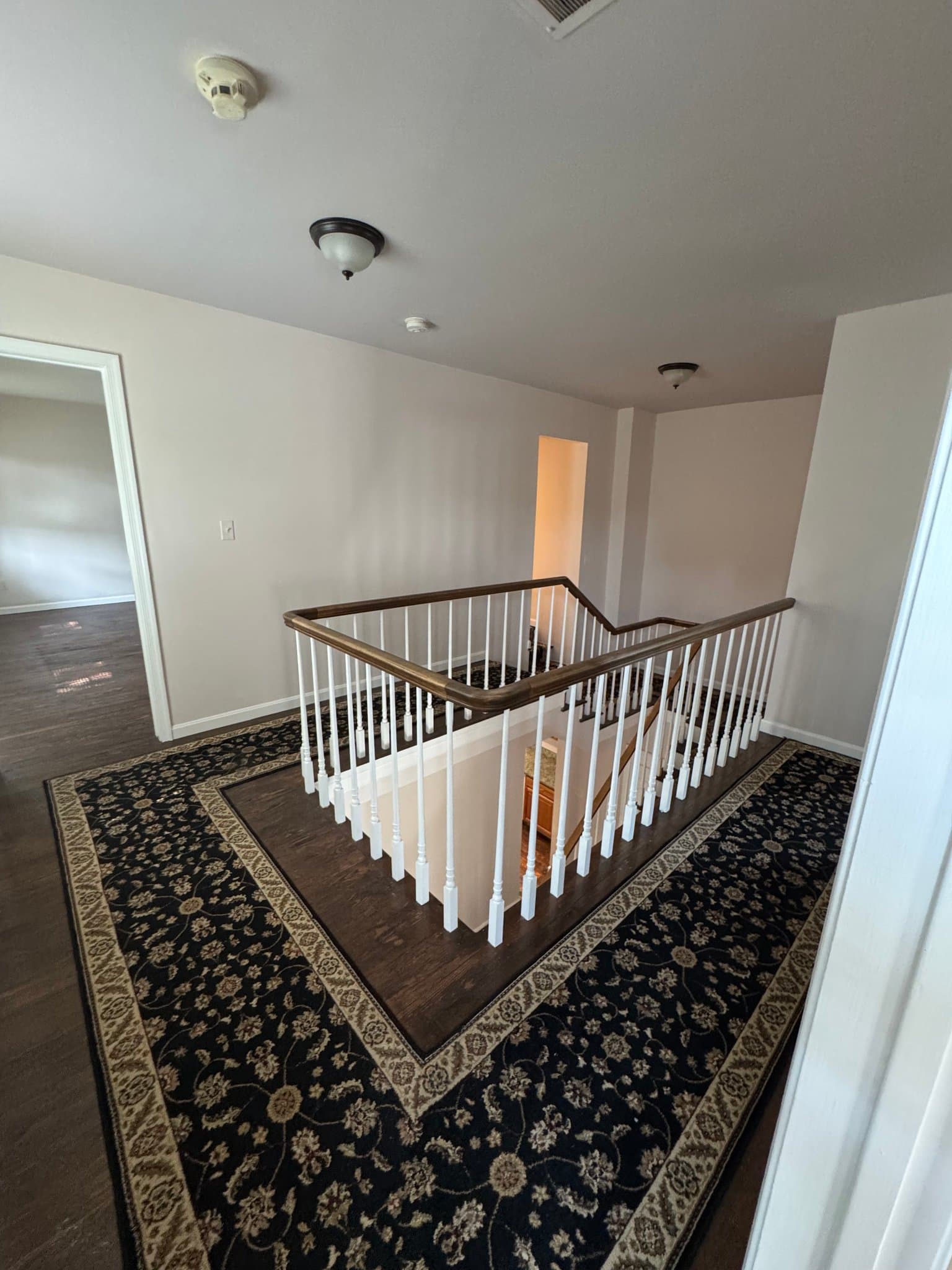 Severna Park House: 30 Jones Station Road West