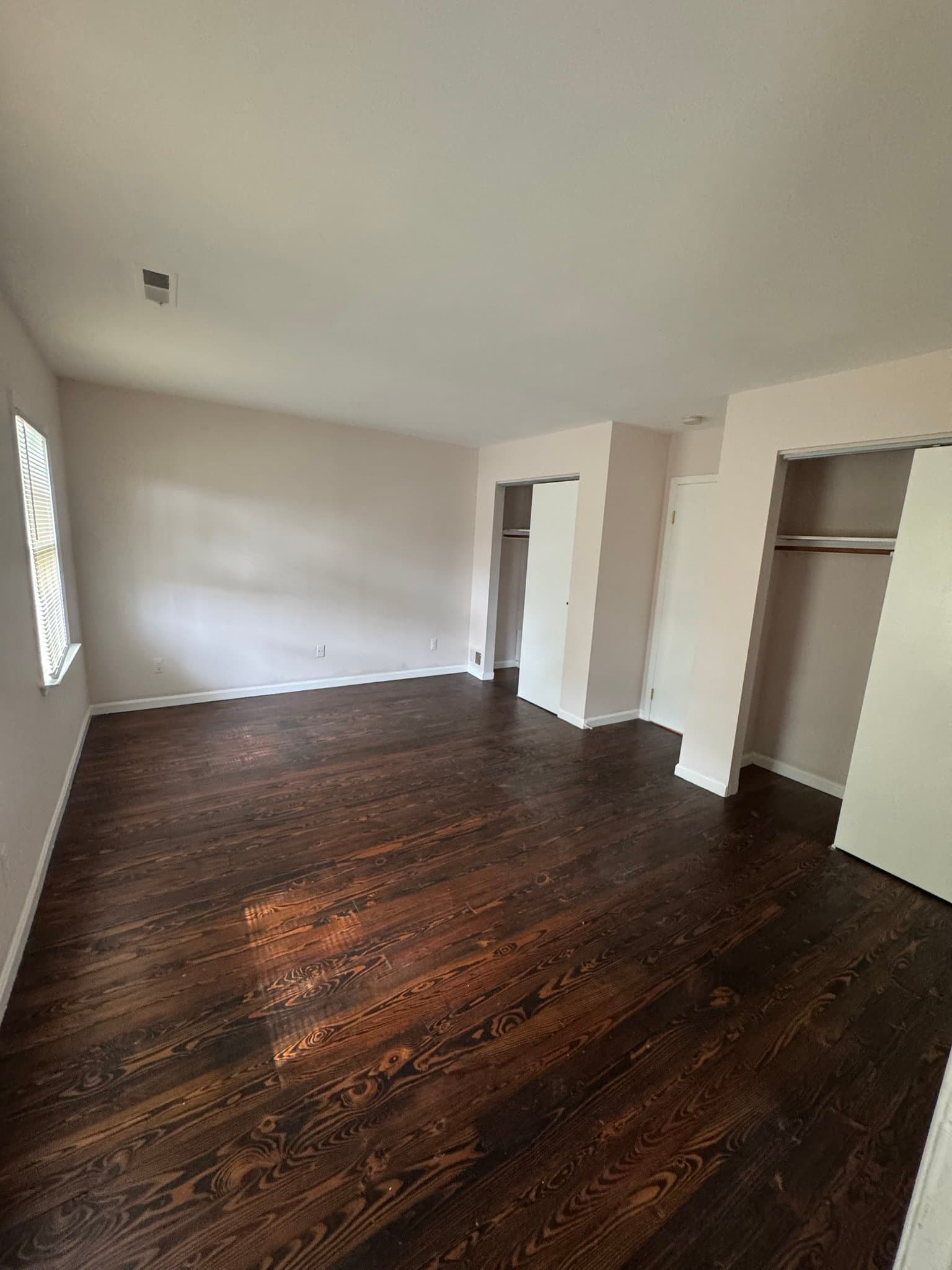 Severna Park House: 30 Jones Station Road West