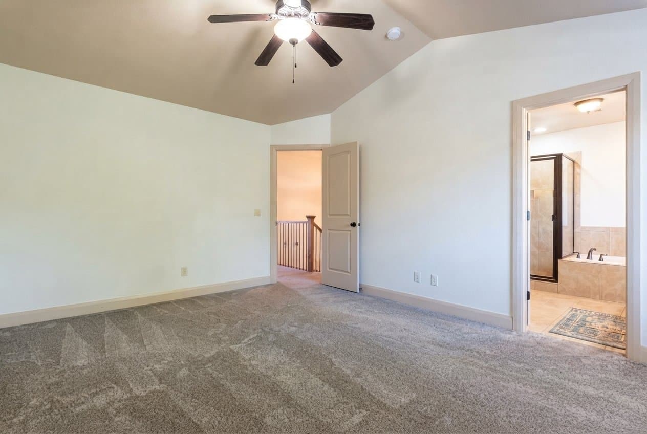 Washington Townhome: 150 N 1100 E