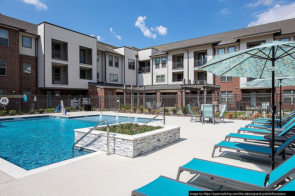 Grand Prairie Apartment: 3013 Doryn Dr