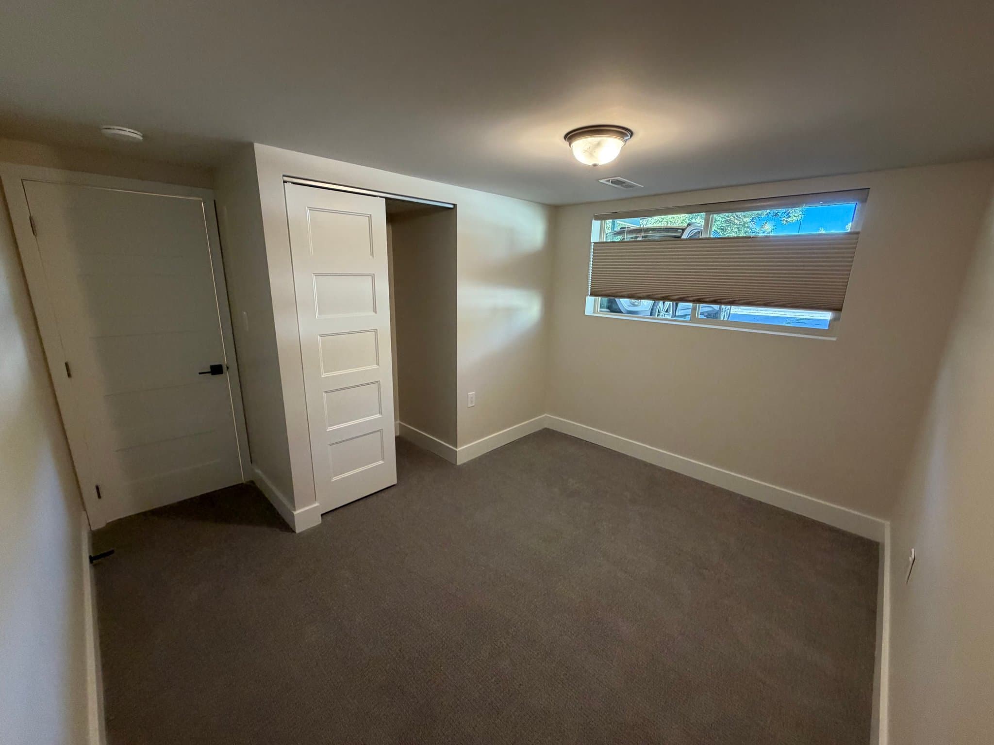Salt Lake City Single Room: 2036 E Highland View Circle