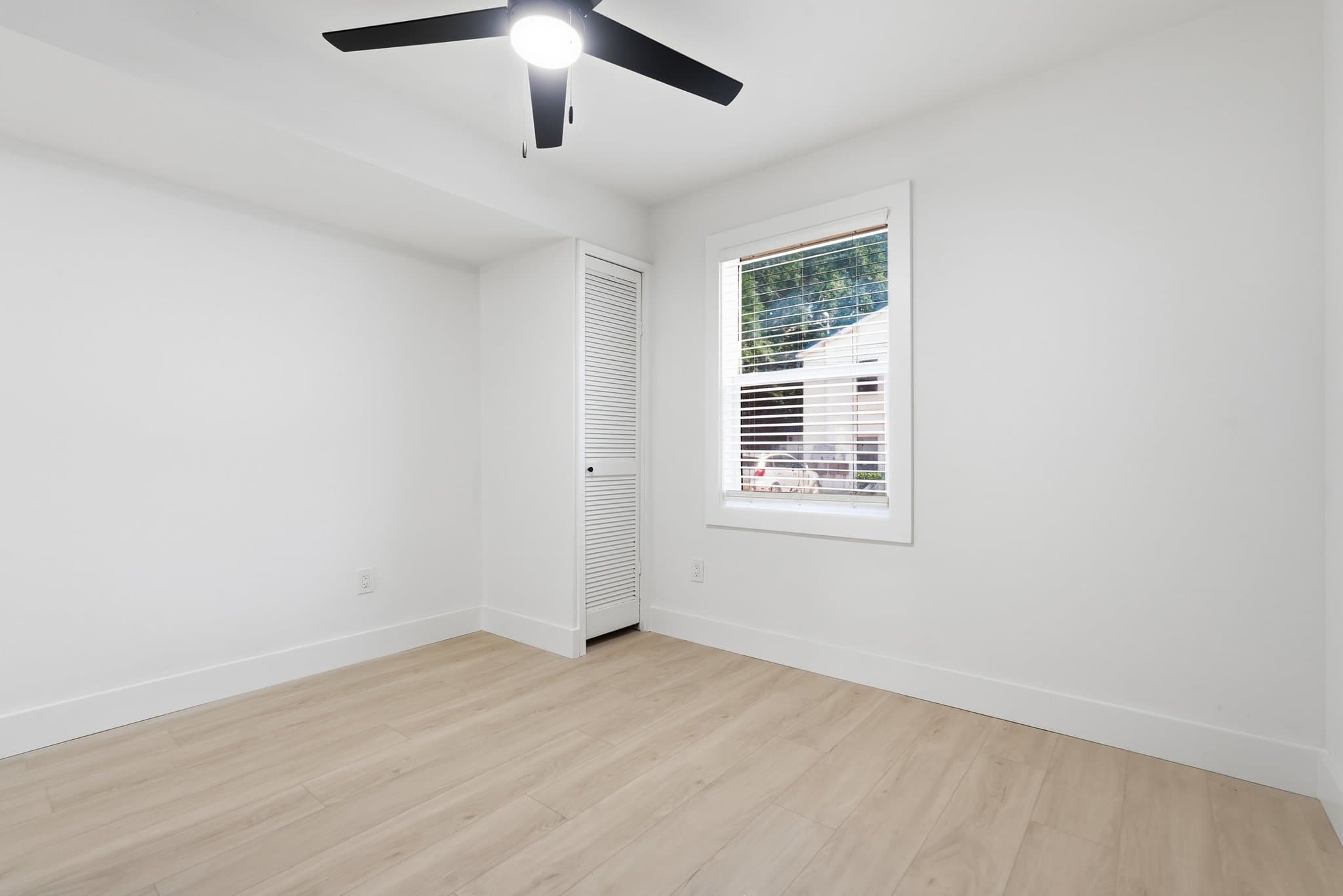 Myrtle Beach Townhome: 604 19th Ave N