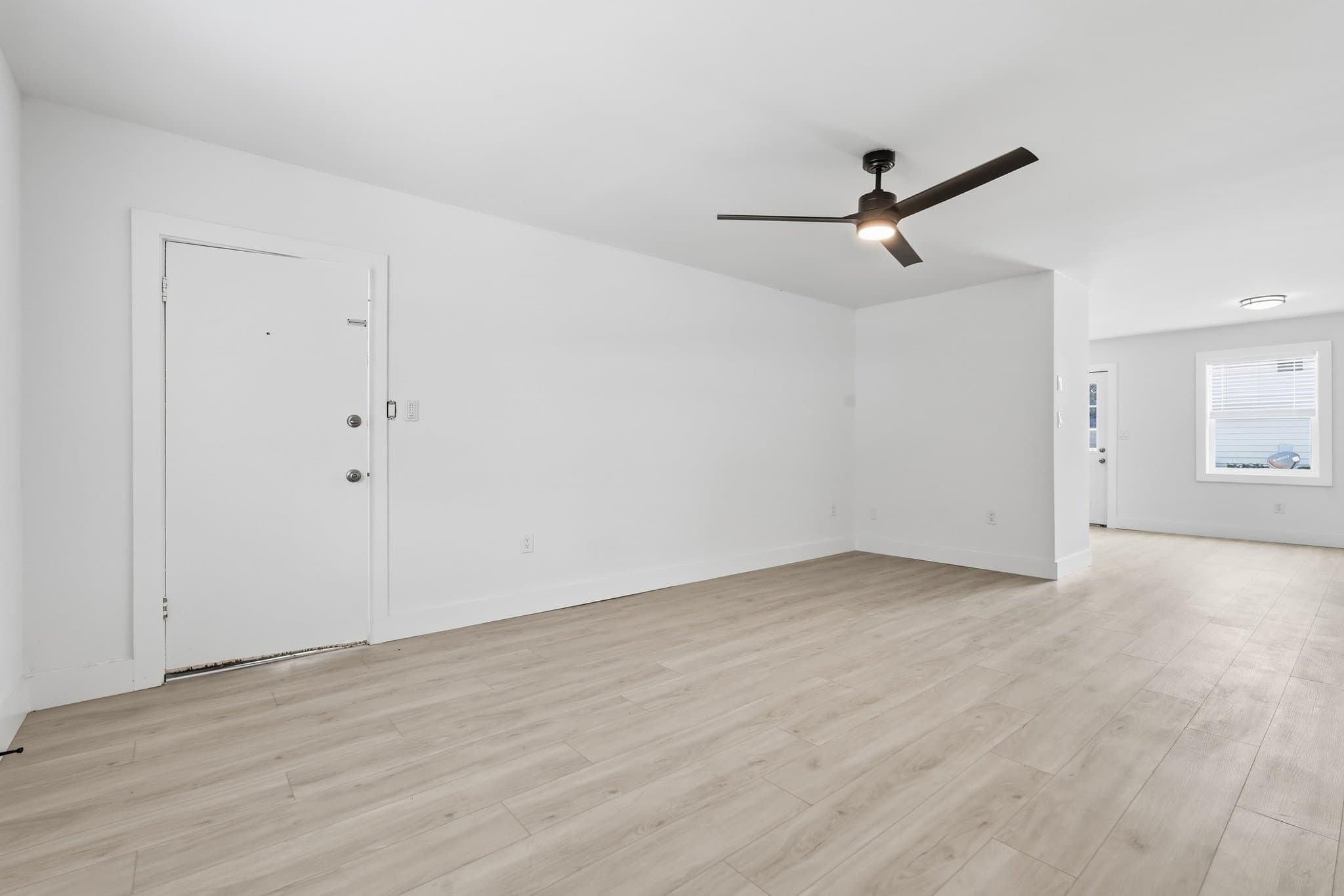 Myrtle Beach Townhome: 604 19th Ave N