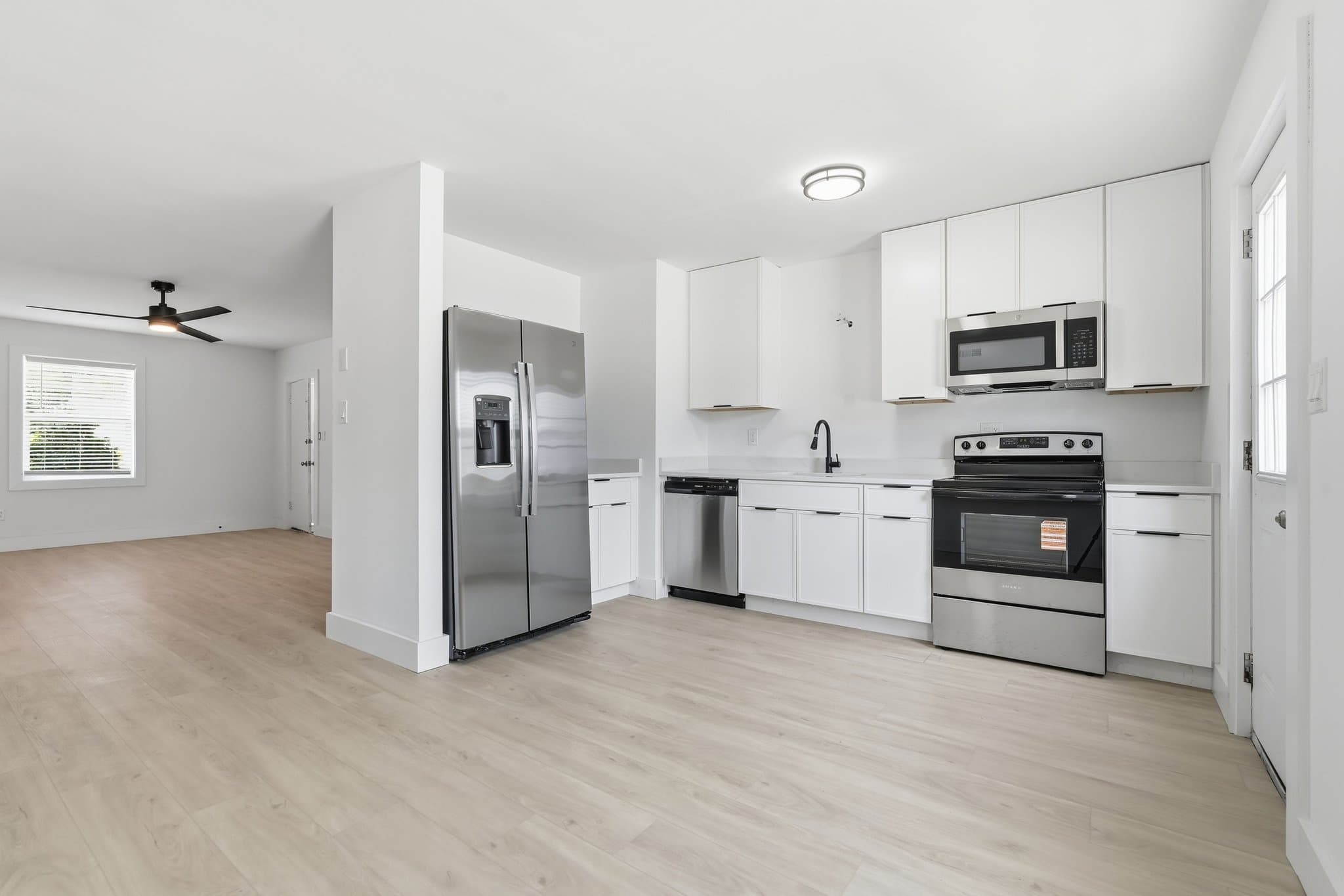 Myrtle Beach Townhome: 604 19th Ave N