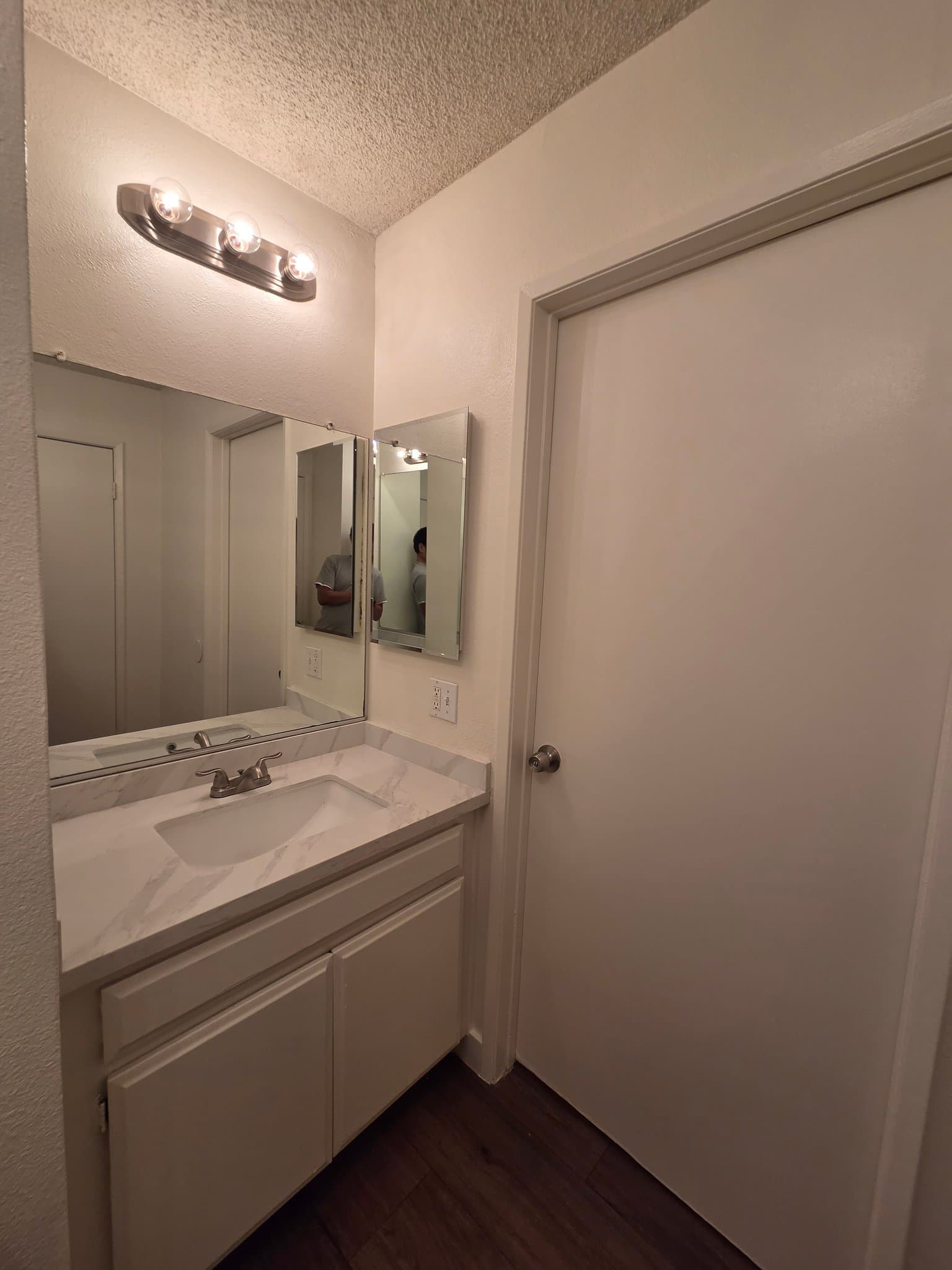 Santa Ana Single Room: 600 W 3rd St