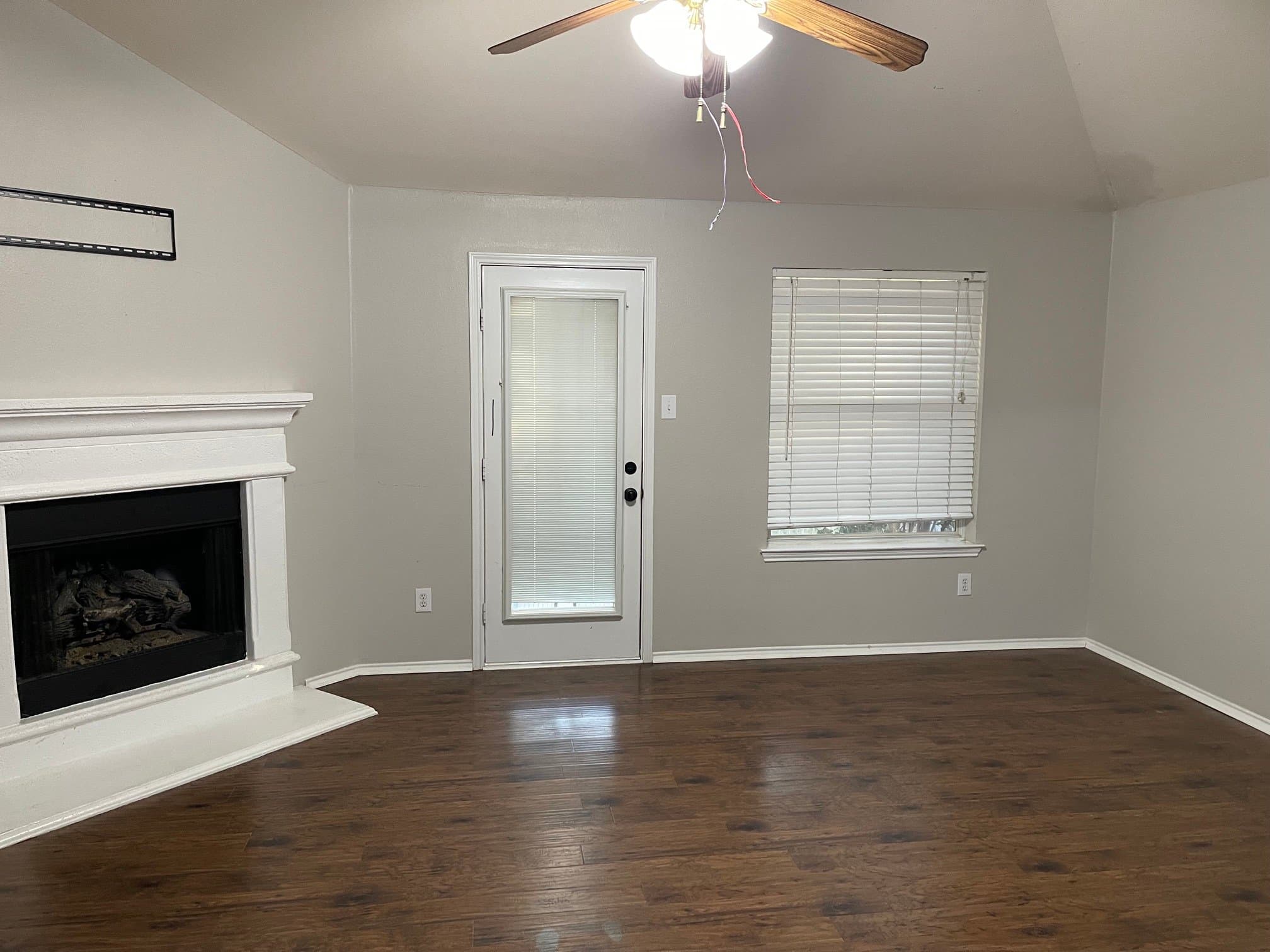 Fort Worth House: 4104 SUMMERHILL LN