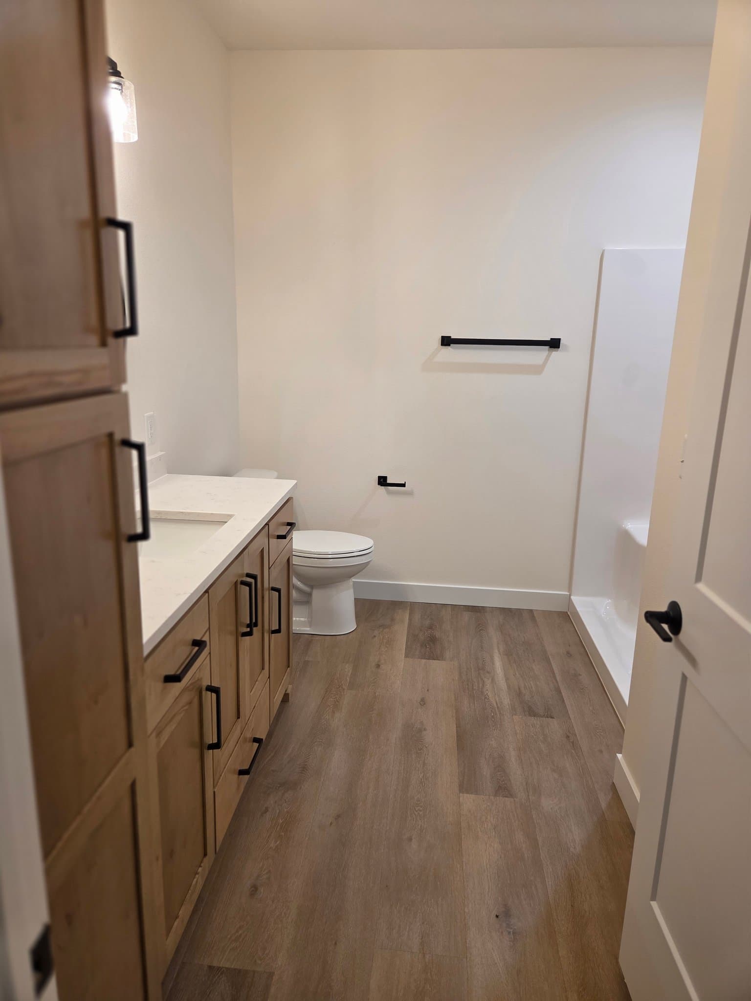 Wyndmere Townhome: 438 4th St