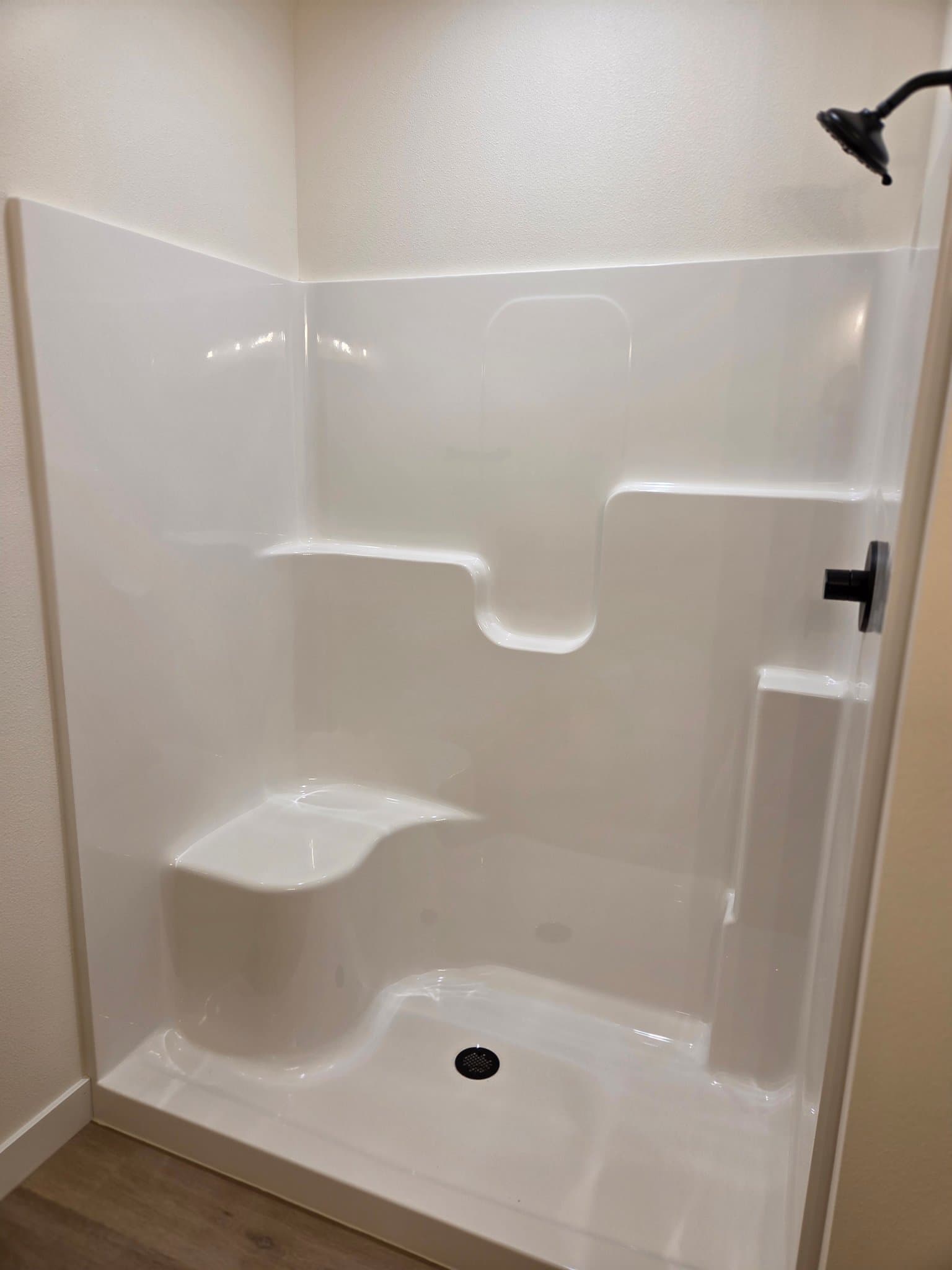 Wyndmere Townhome: 438 4th St