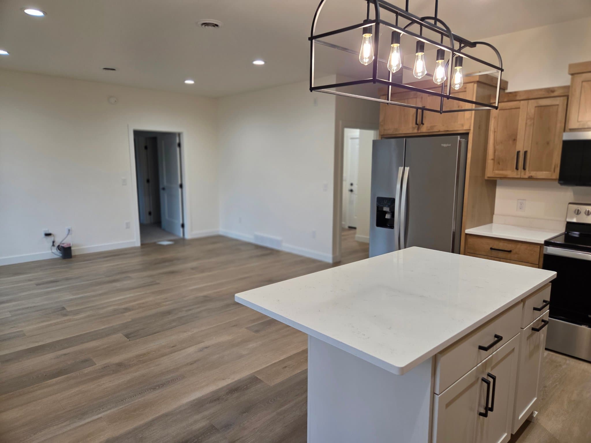 Wyndmere Townhome: 438 4th St