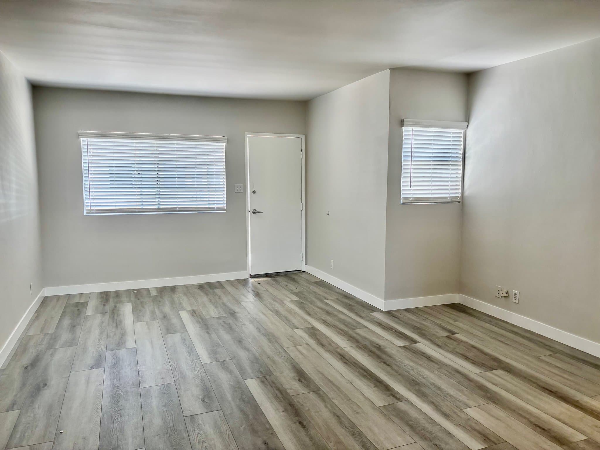 West Hollywood Multiplex: 808-812 Westmount Drive