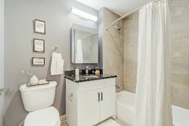 Fairview Apartment: 520 Cliff St