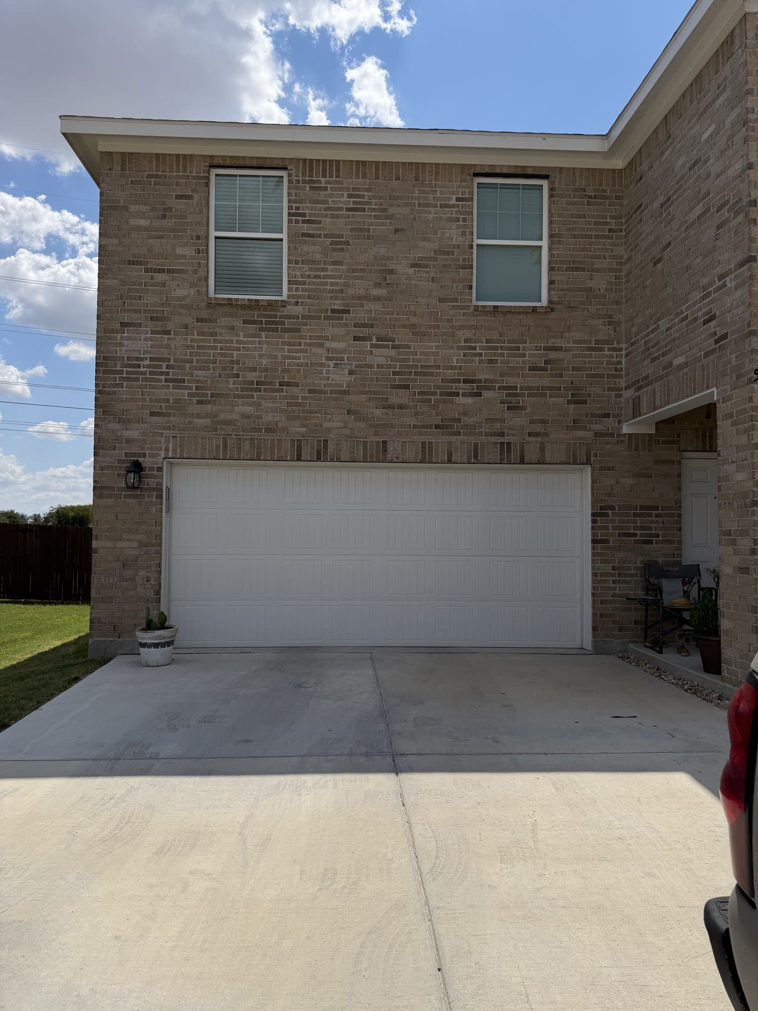 Fort Worth House: 5677 Ladytown Lane