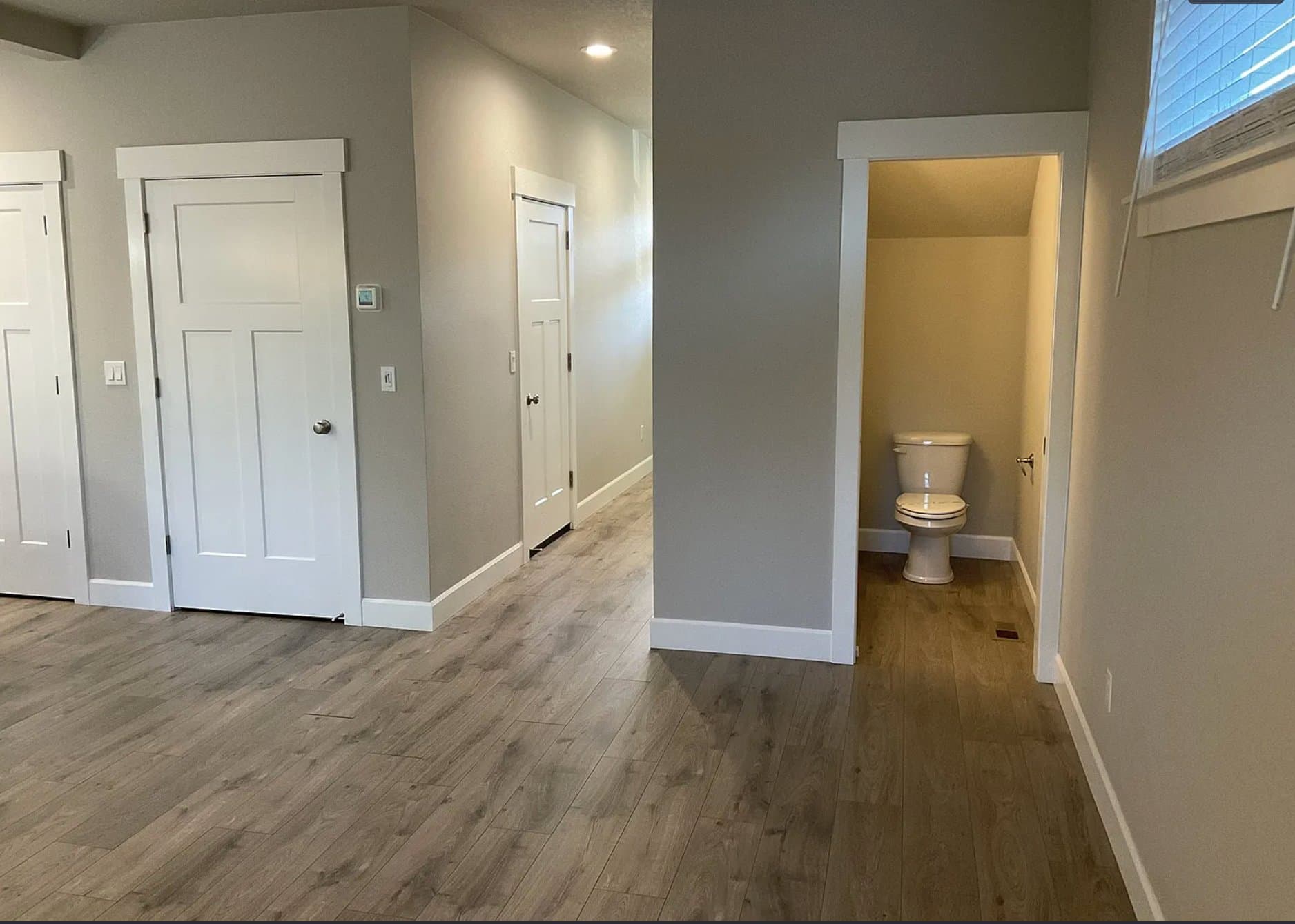 Estacada House: 1054 NE Regan Hill Loop