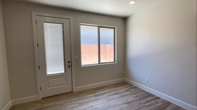 Hurricane Apartment: 3614 W 150 N