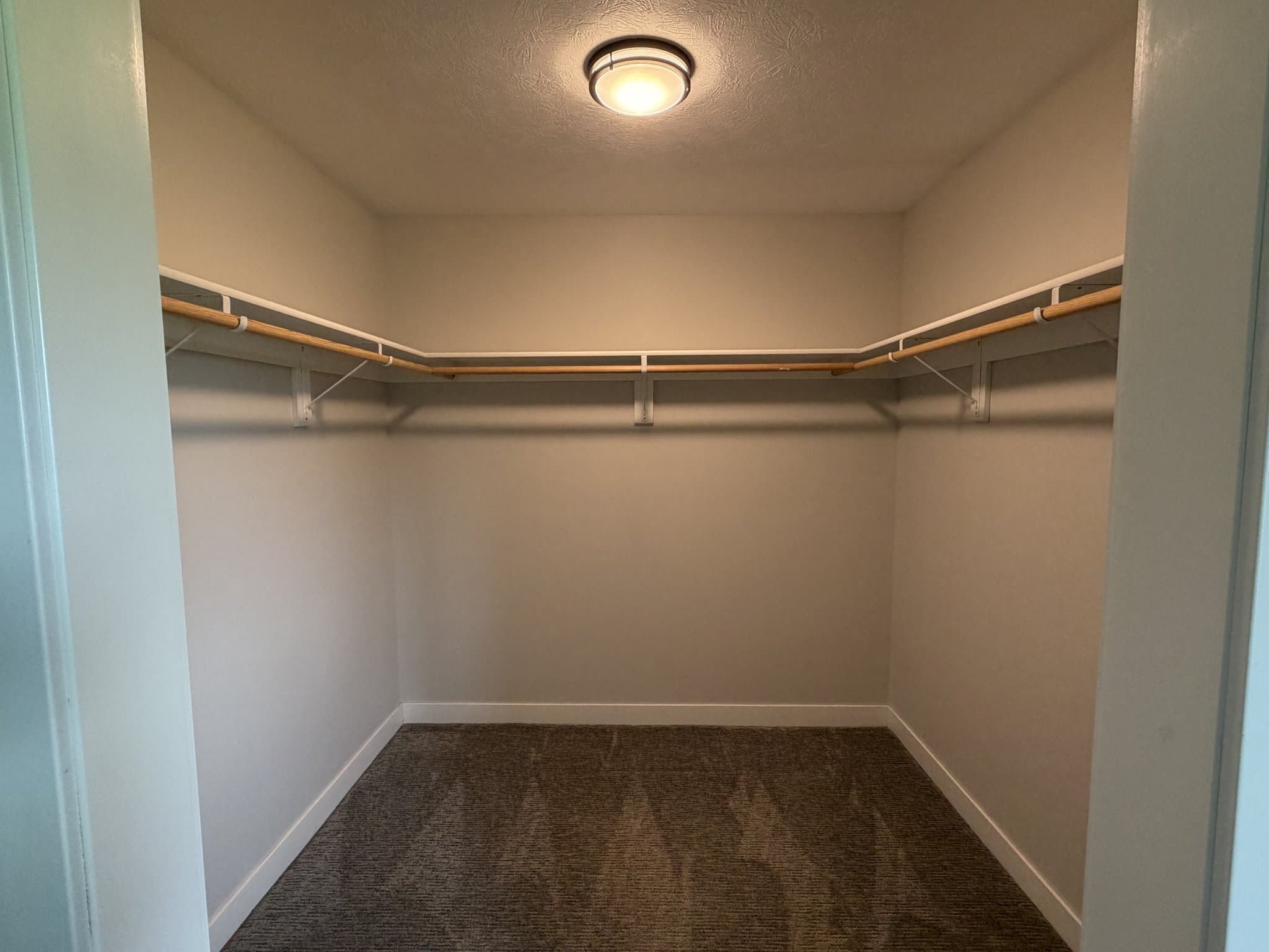 Milford Townhome: 2912 Sportsmans Dr.