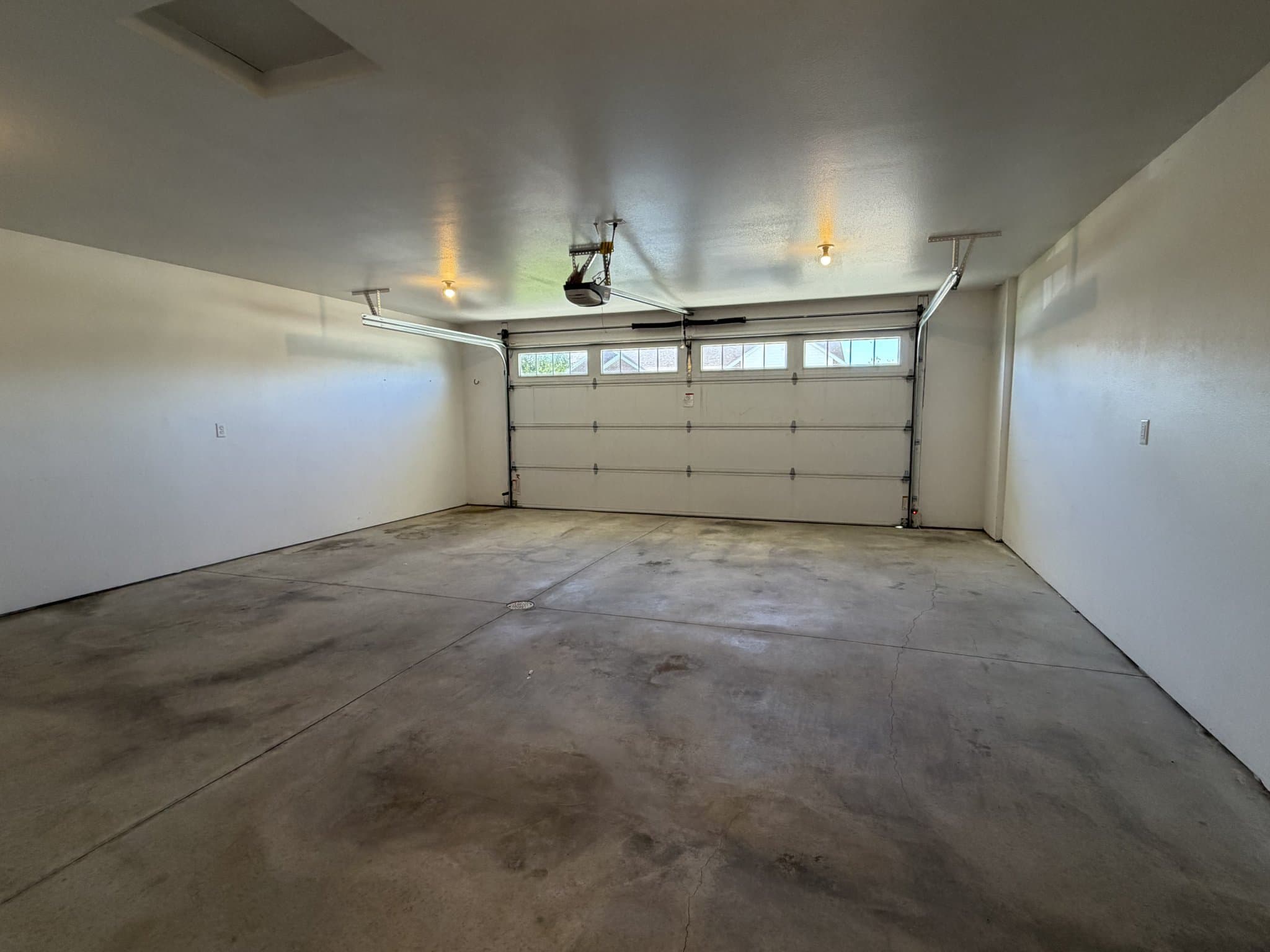 Milford Townhome: 2912 Sportsmans Dr.