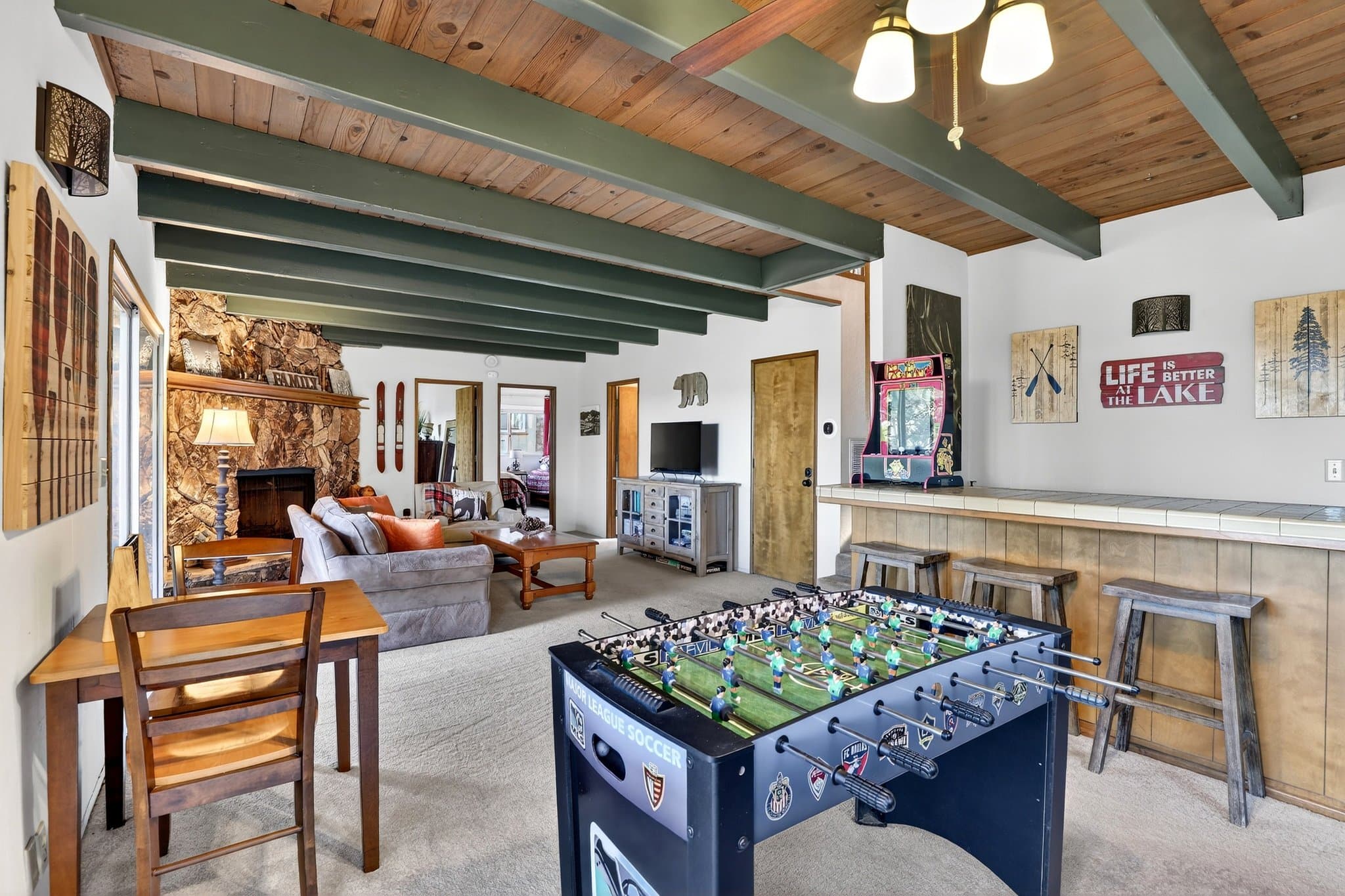 Lake Arrowhead House: 26633 Thunderbird