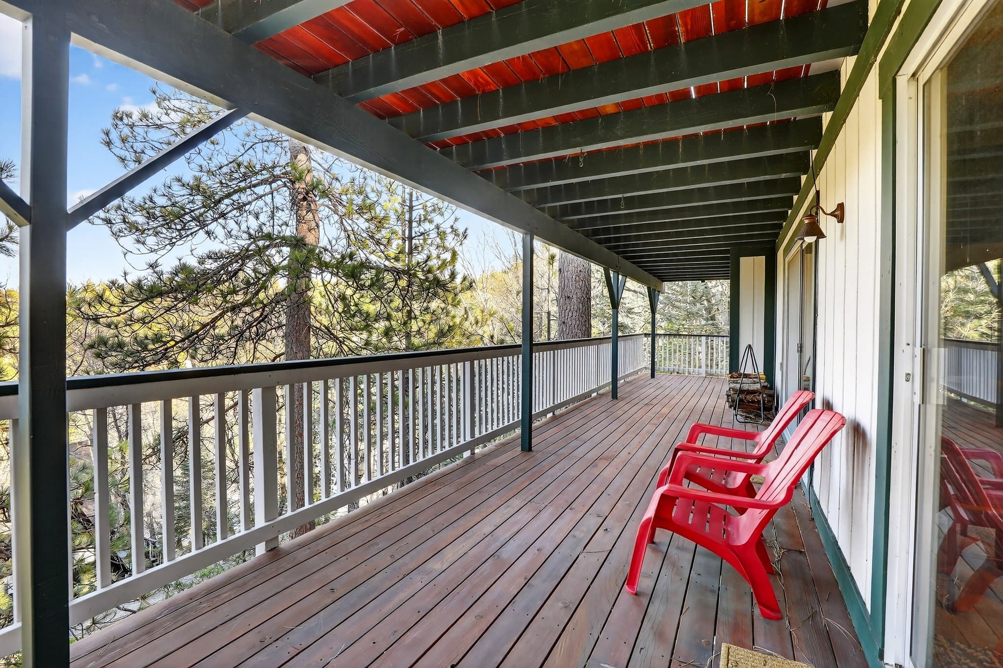 Lake Arrowhead House: 26633 Thunderbird