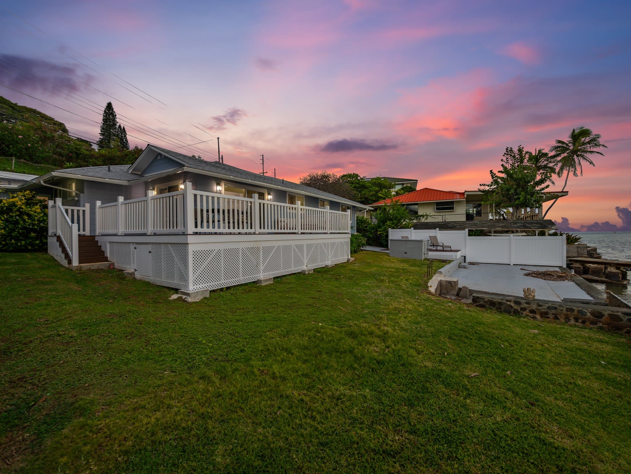 Kaneohe House: 47-69 Kamehameha Hwy