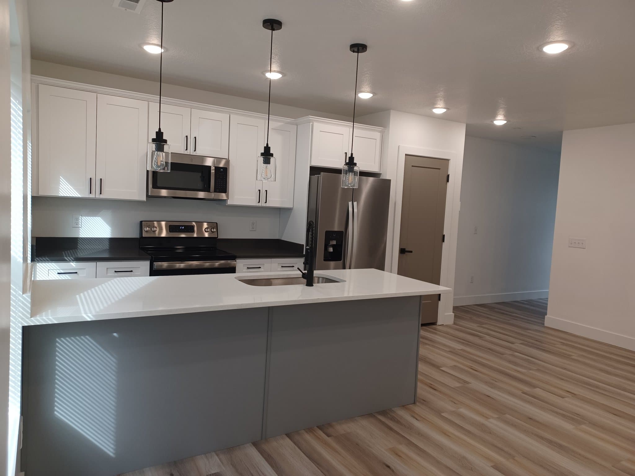 Salt Lake City Townhome: 815 W 100 S