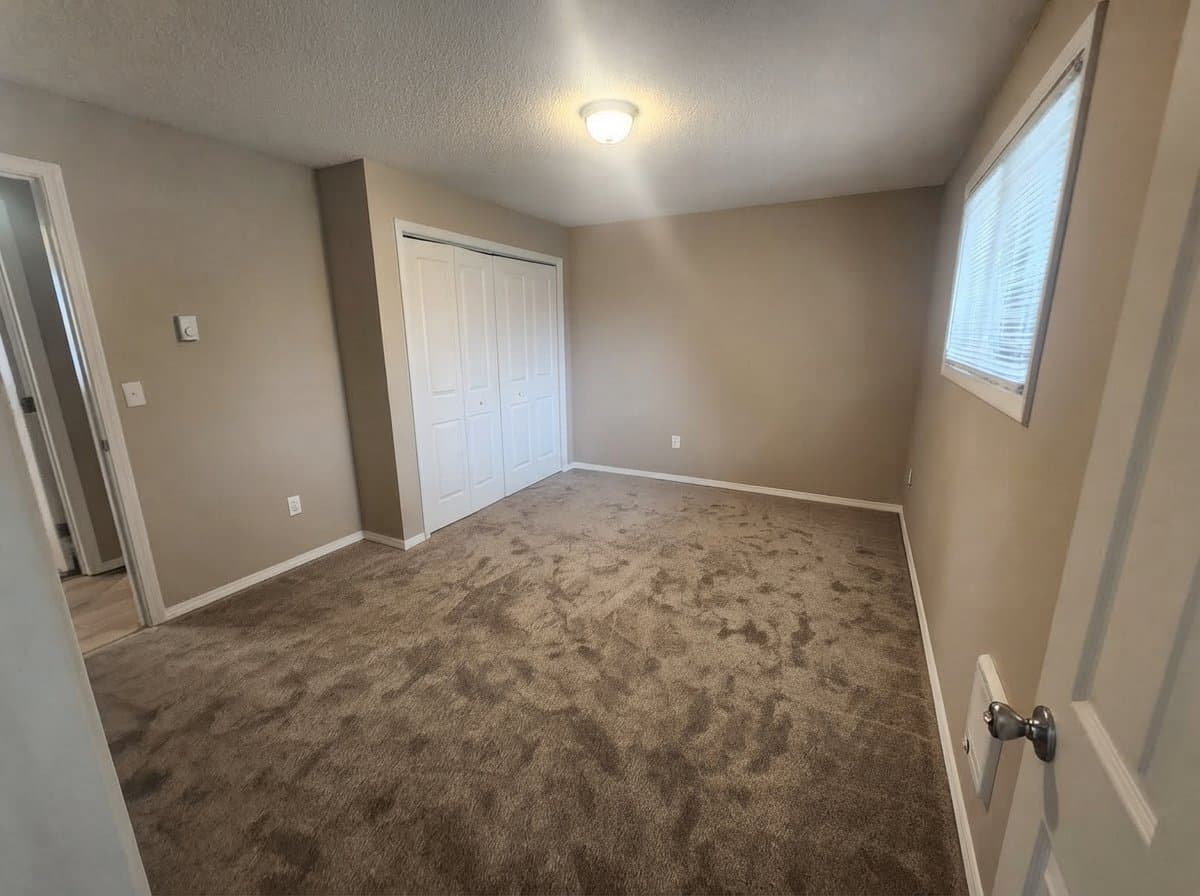 Spokane House: 10924 E Fairview Ave