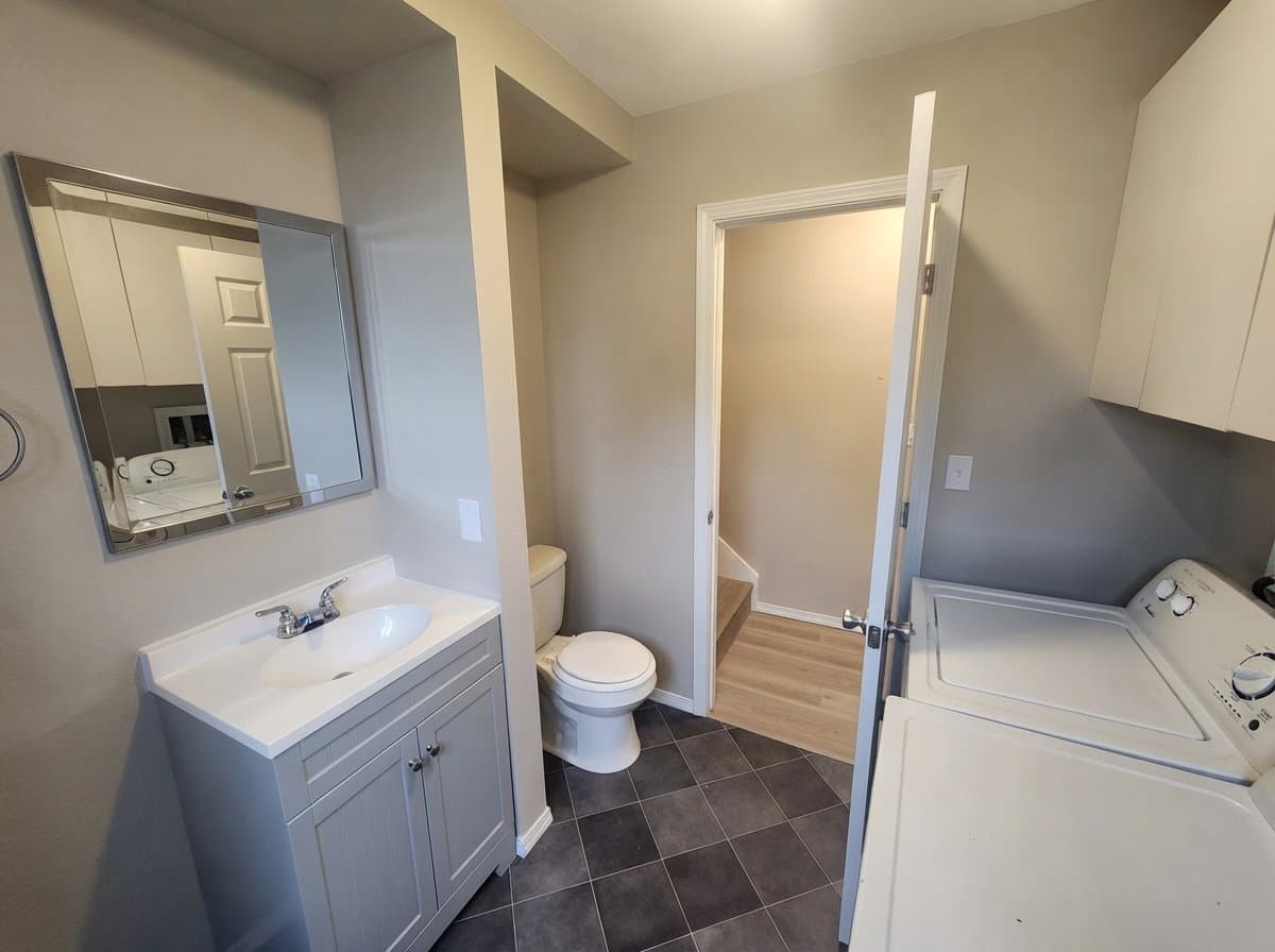 Spokane House: 10924 E Fairview Ave
