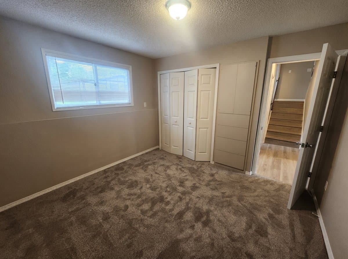 Spokane House: 10924 E Fairview Ave