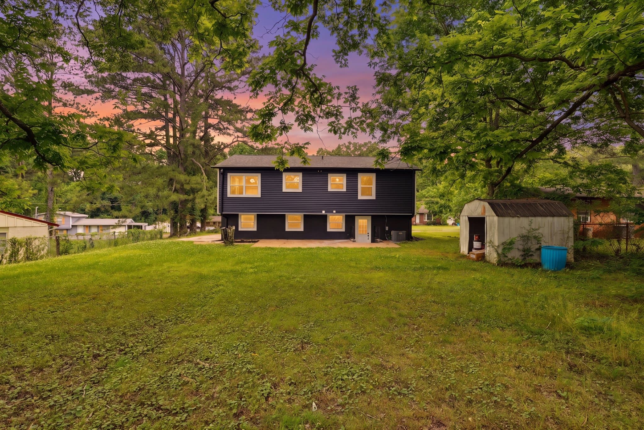 Huntsville House: 439 N Edgemont Cir NW