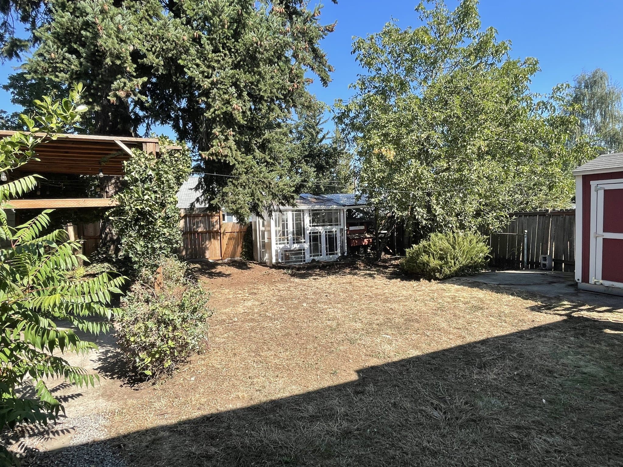 Portland House: 3331 N Farragut St.