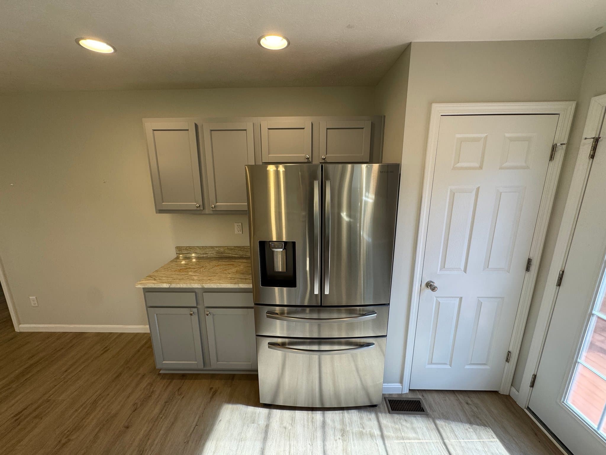 Guston House: 25 Mandan Ct