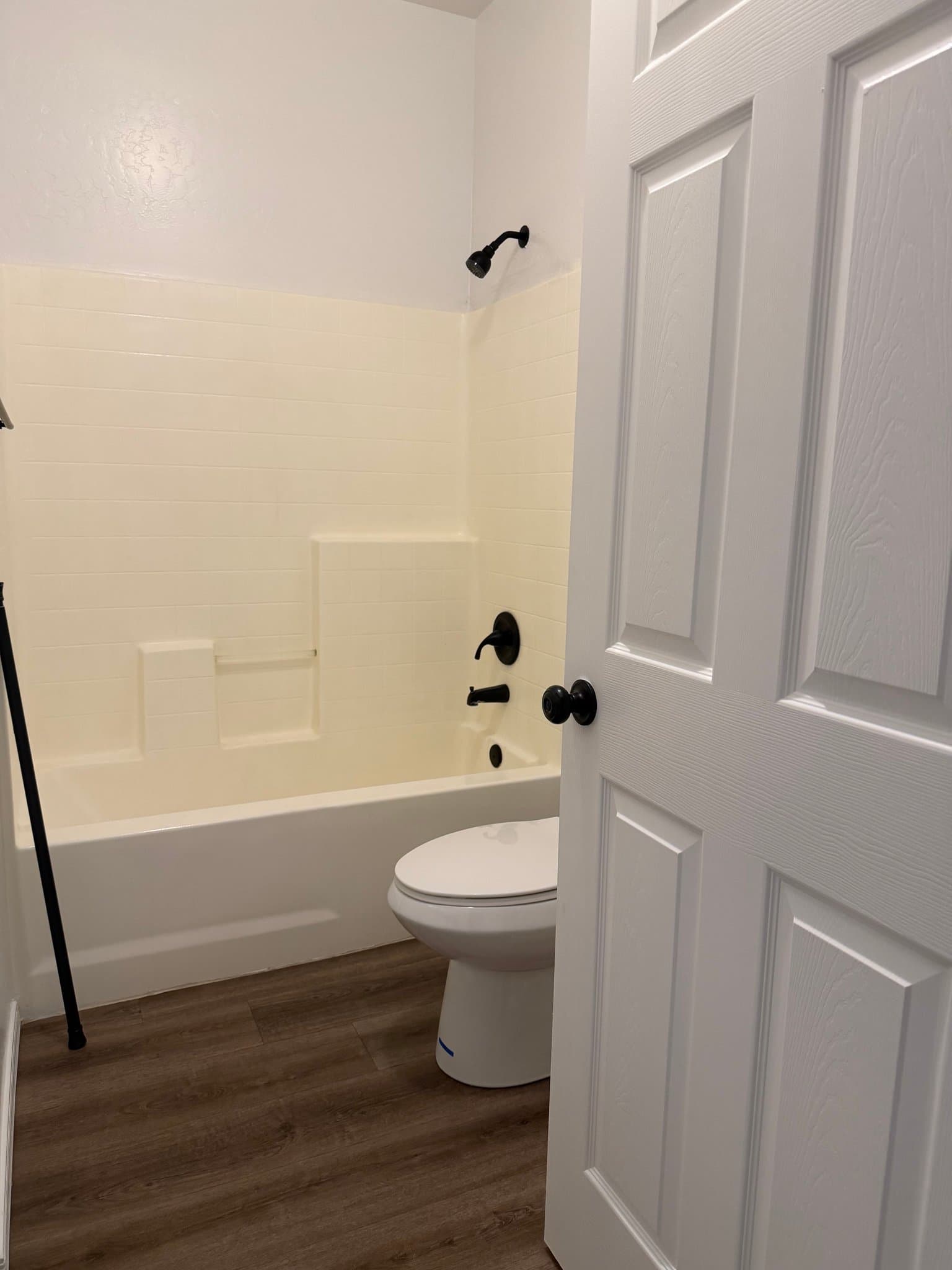 Casa Grande Apartment: 515 E. 6th Street