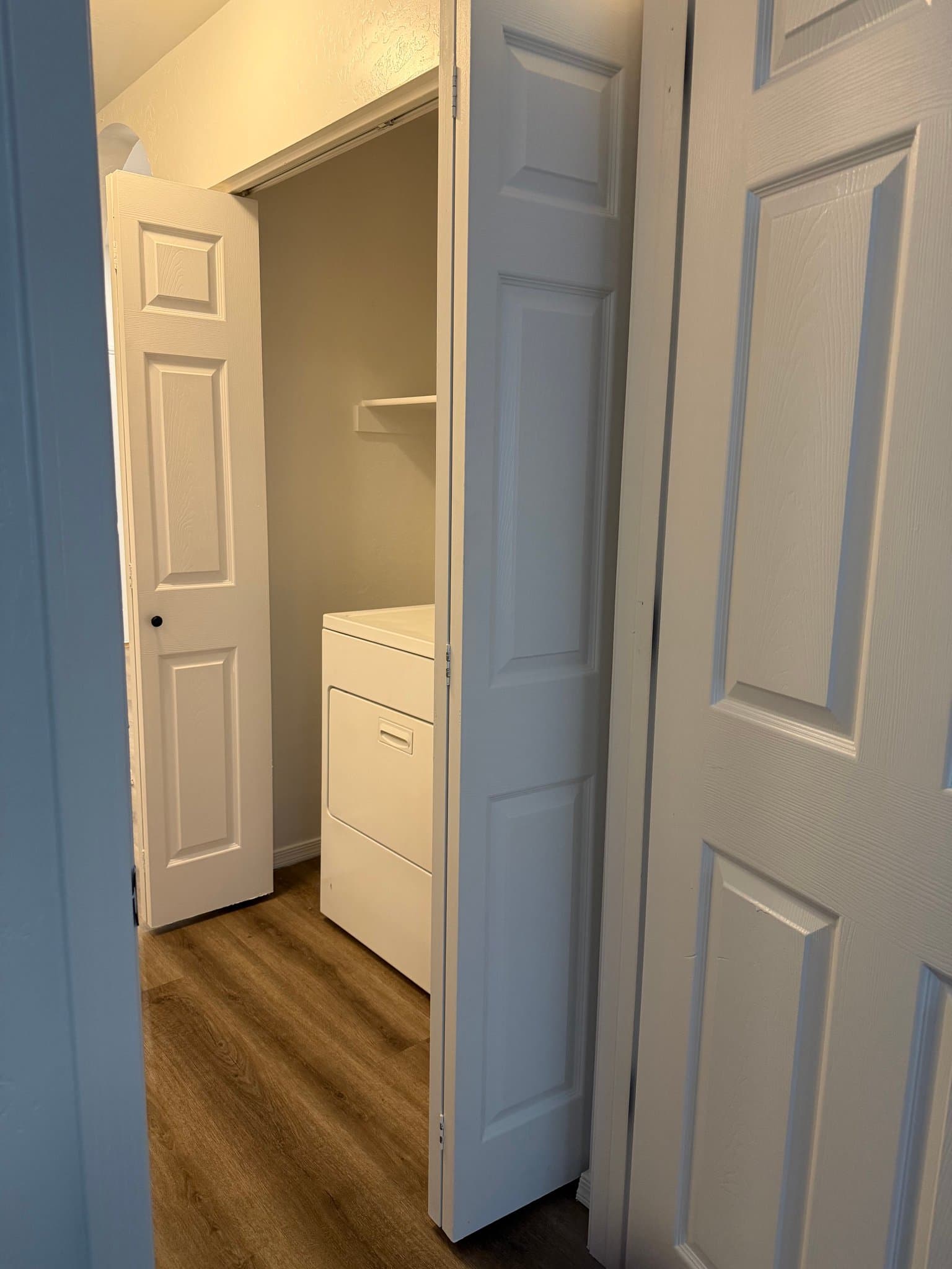 Casa Grande Apartment: 515 E. 6th Street