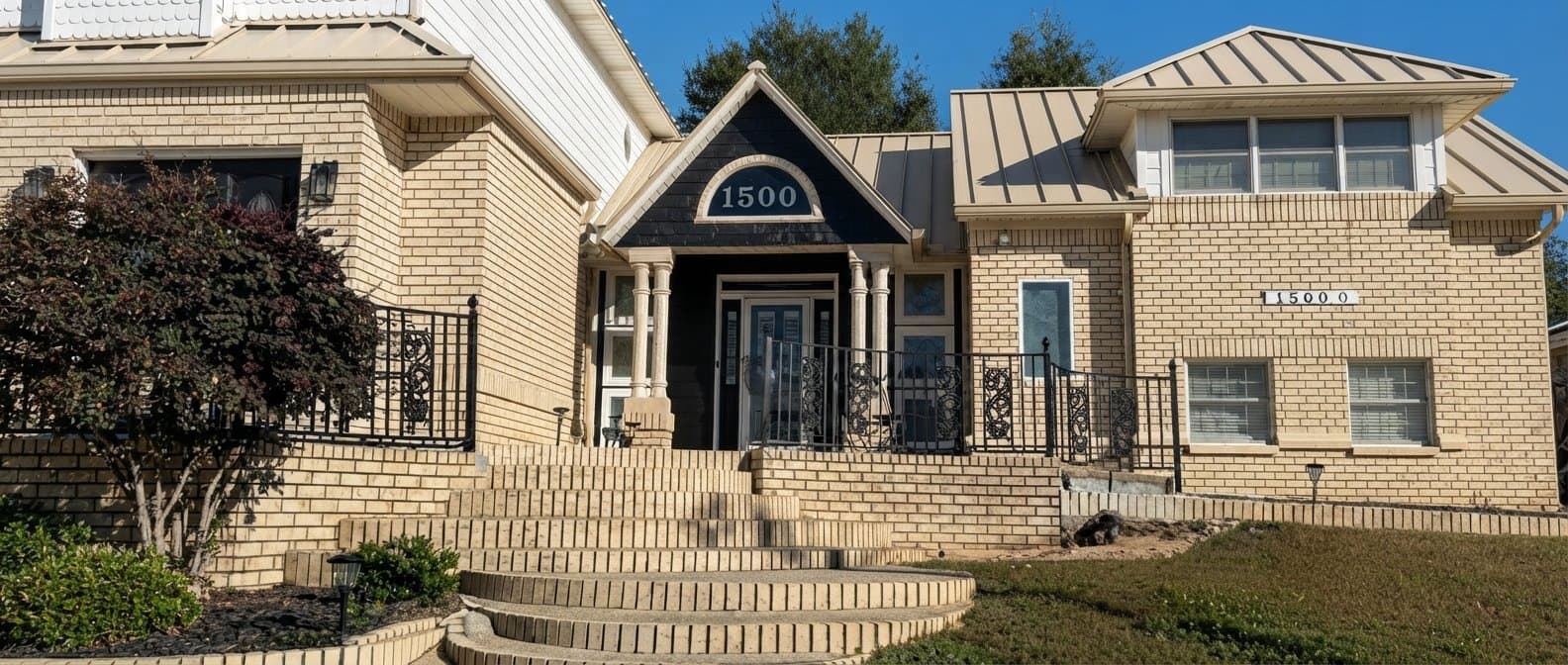 Pensacola Apartment: 1500 Bayou Blvd