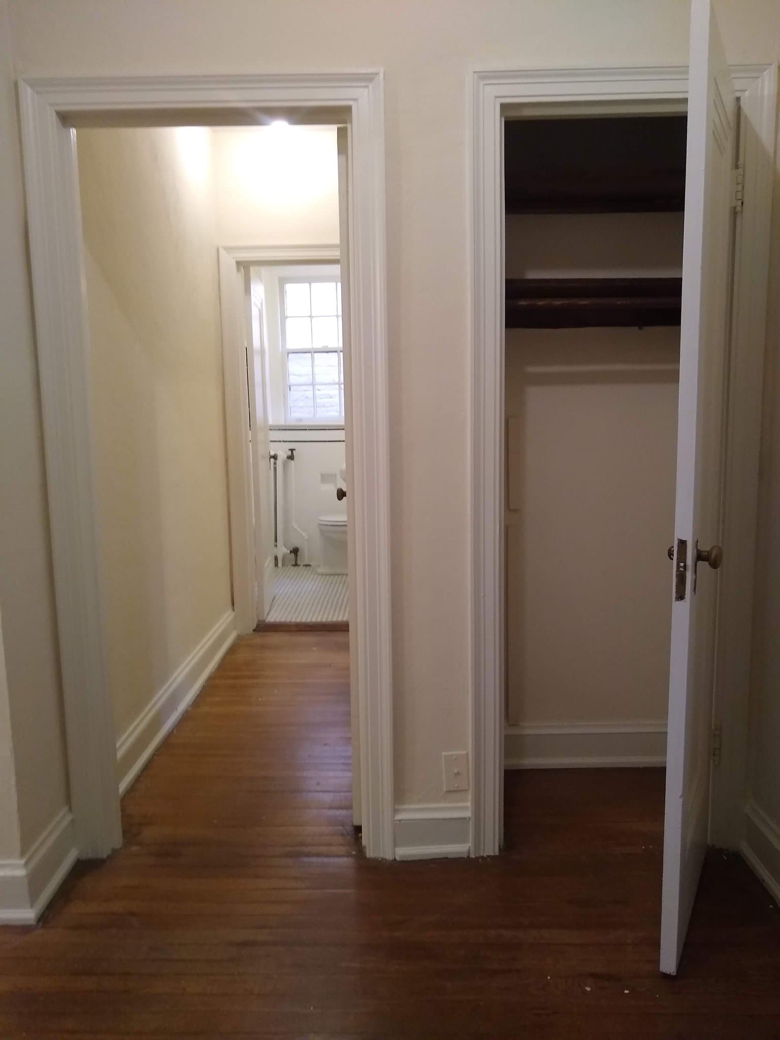 Washington Apartment: 5130 Connecticut Ave. NW