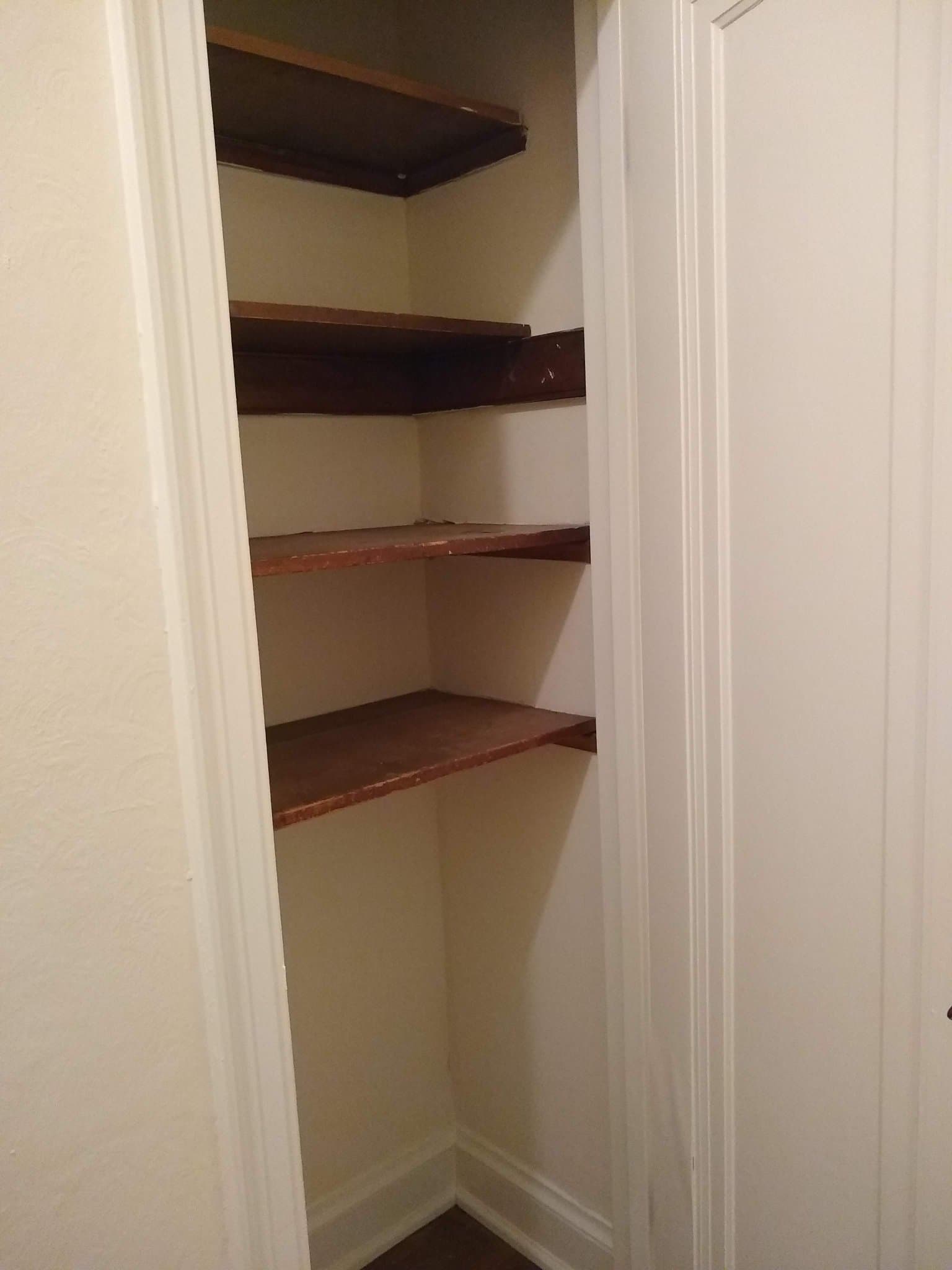 Washington Apartment: 5130 Connecticut Ave. NW