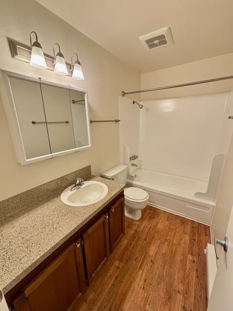 Beaverton Apartment: 3950 SW 102nd Ave