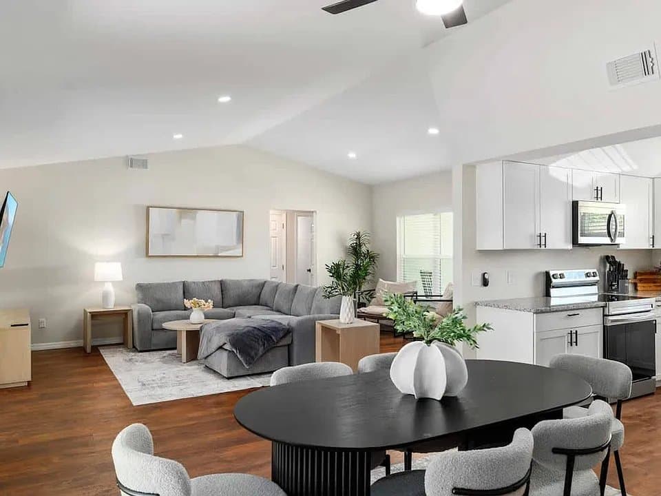 Wesley Chapel House: 1941 Tidewater Ct