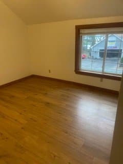 Sebago Apartment: 686 Sebago Rd Apt 7