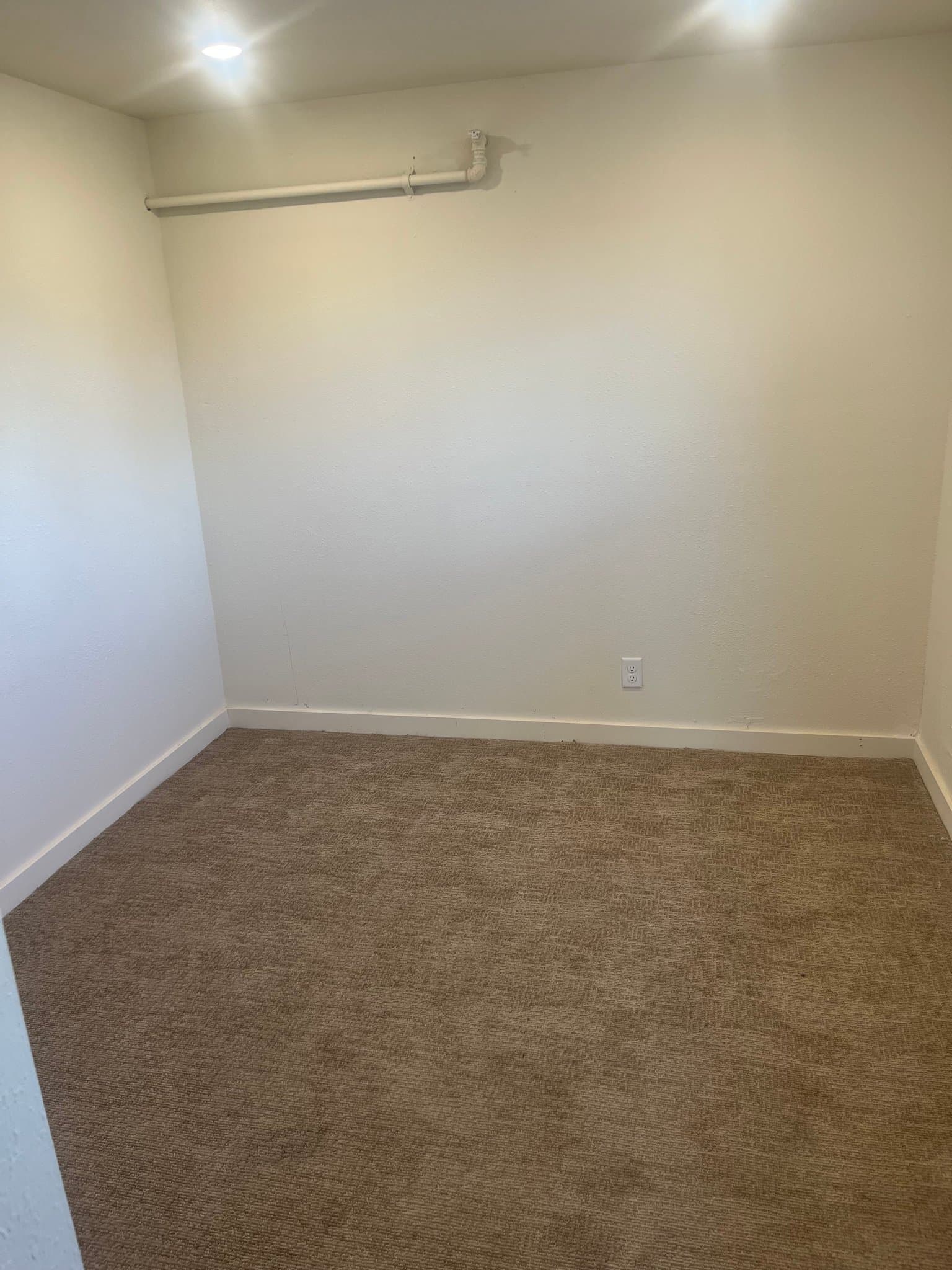 Livingston Apartment: 1201 Q West Montana St.