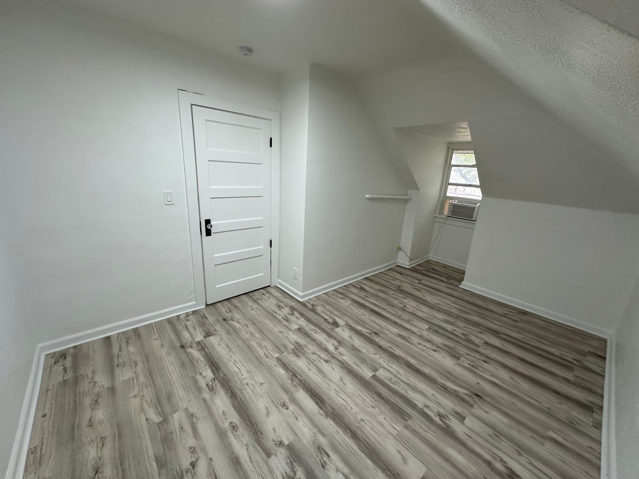 Salt Lake City Apartment: 828 E 100 S