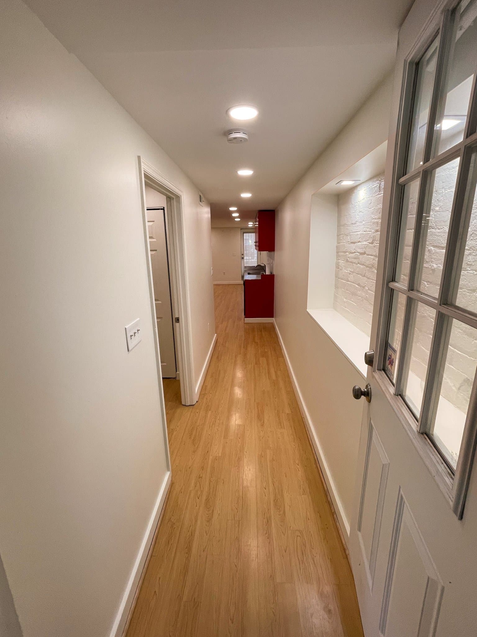 Washington Apartment: 1218 Euclid St NW