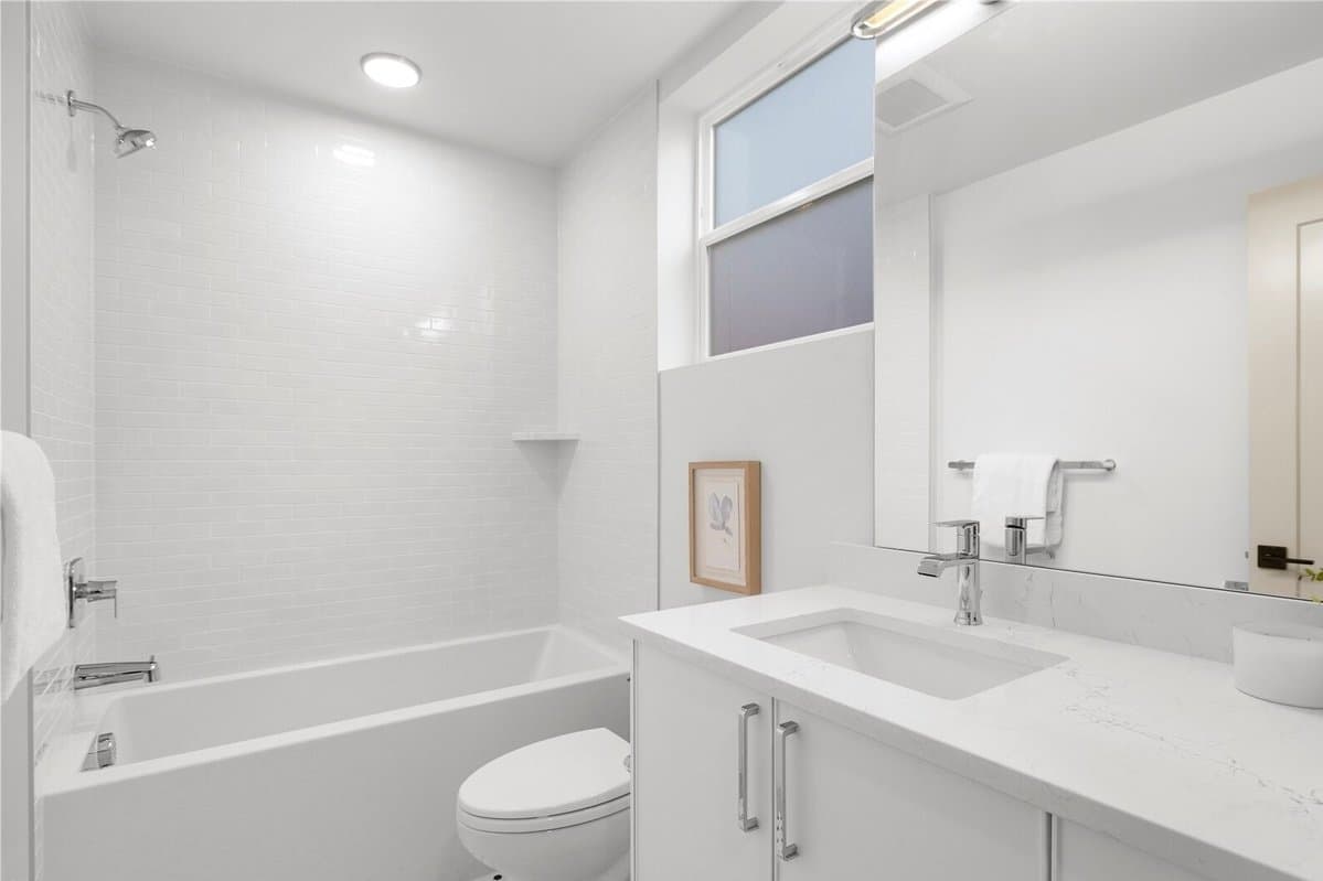 Seattle Townhome: 3601 Linden Ave N