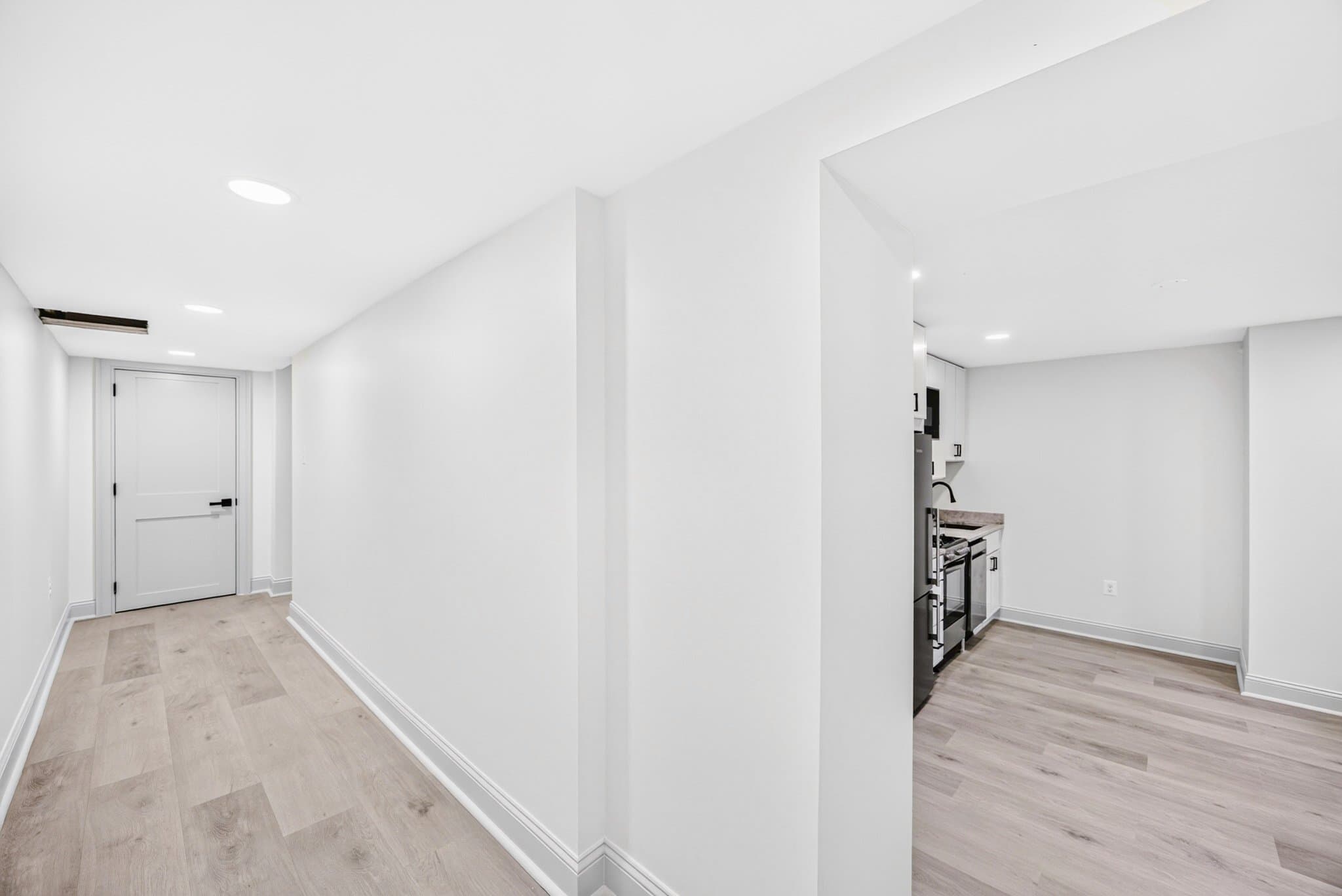 Washington Apartment: 311 East Capitol St. SE