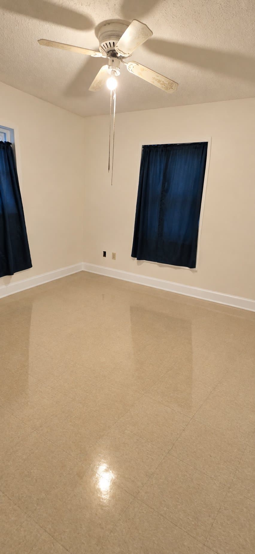 Tampa House: 1602 E Annona Ave