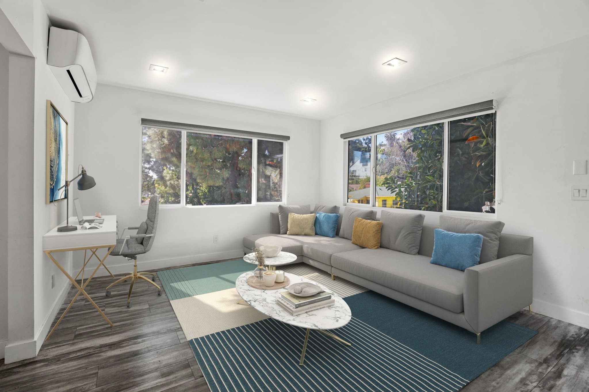 Los Angeles Apartment: 1486 Silver Lake Boulevard