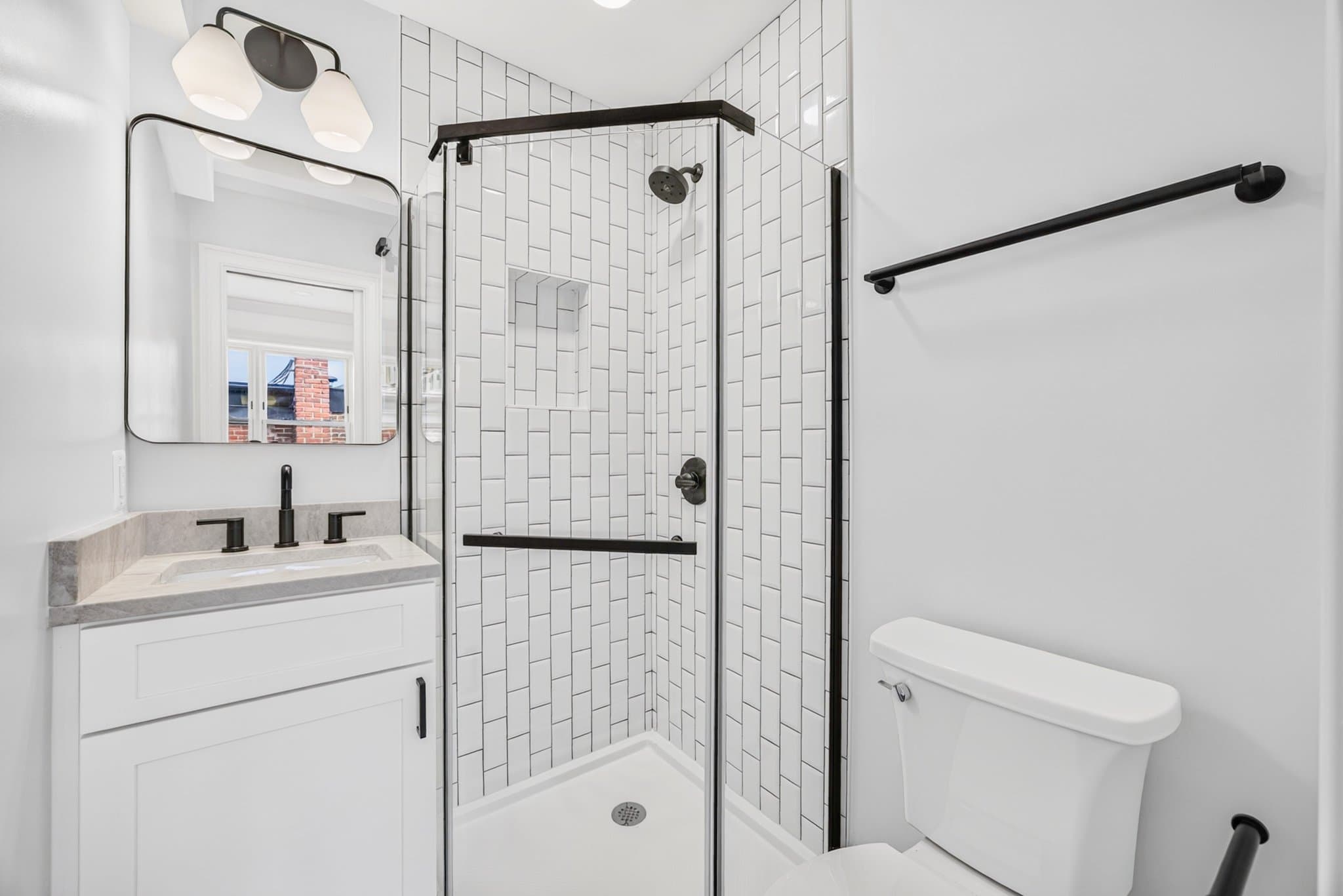 Washington Apartment: 311 East Capitol St. SE