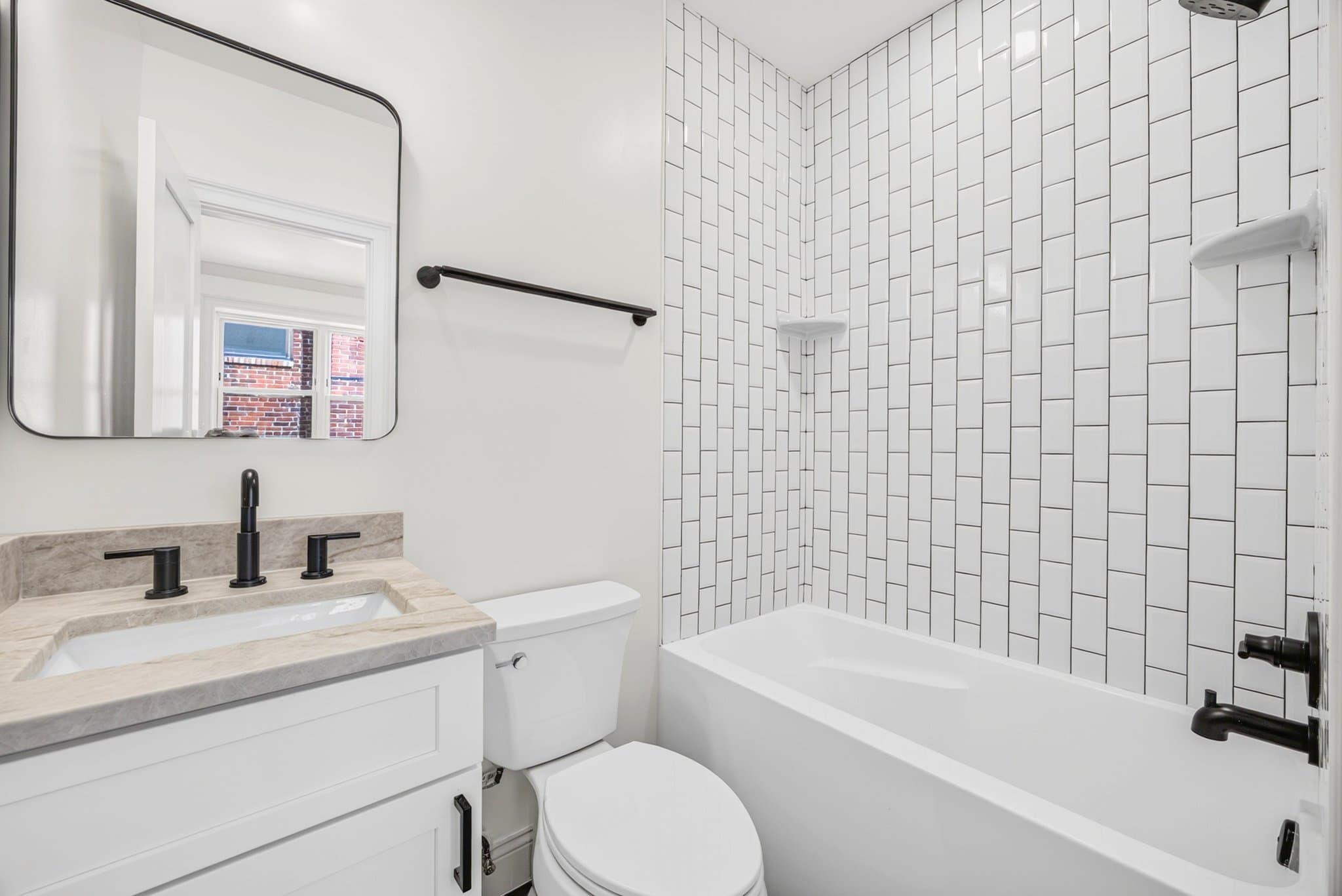 Washington Apartment: 311 East Capitol St. SE